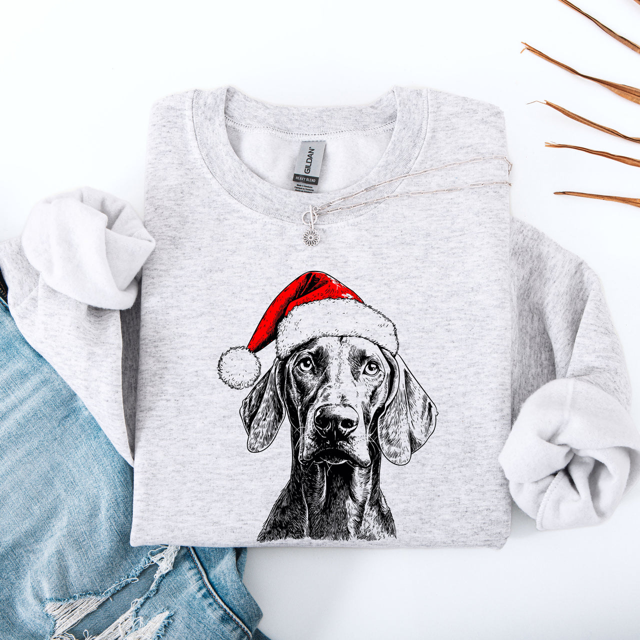 Weimaraner Dog Lover Portrait Graphic Celebrating This Beloved Breed For Proud Pet Parents Worldwide Sweatshirt