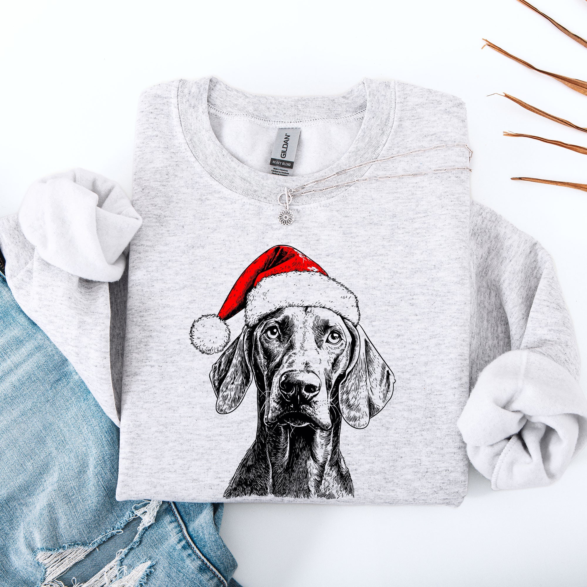 Weimaraner Santa Christmas Dog Lover Festive Portrait With Santa Hat And Holiday Cheer For Pet Parents Sweatshirt