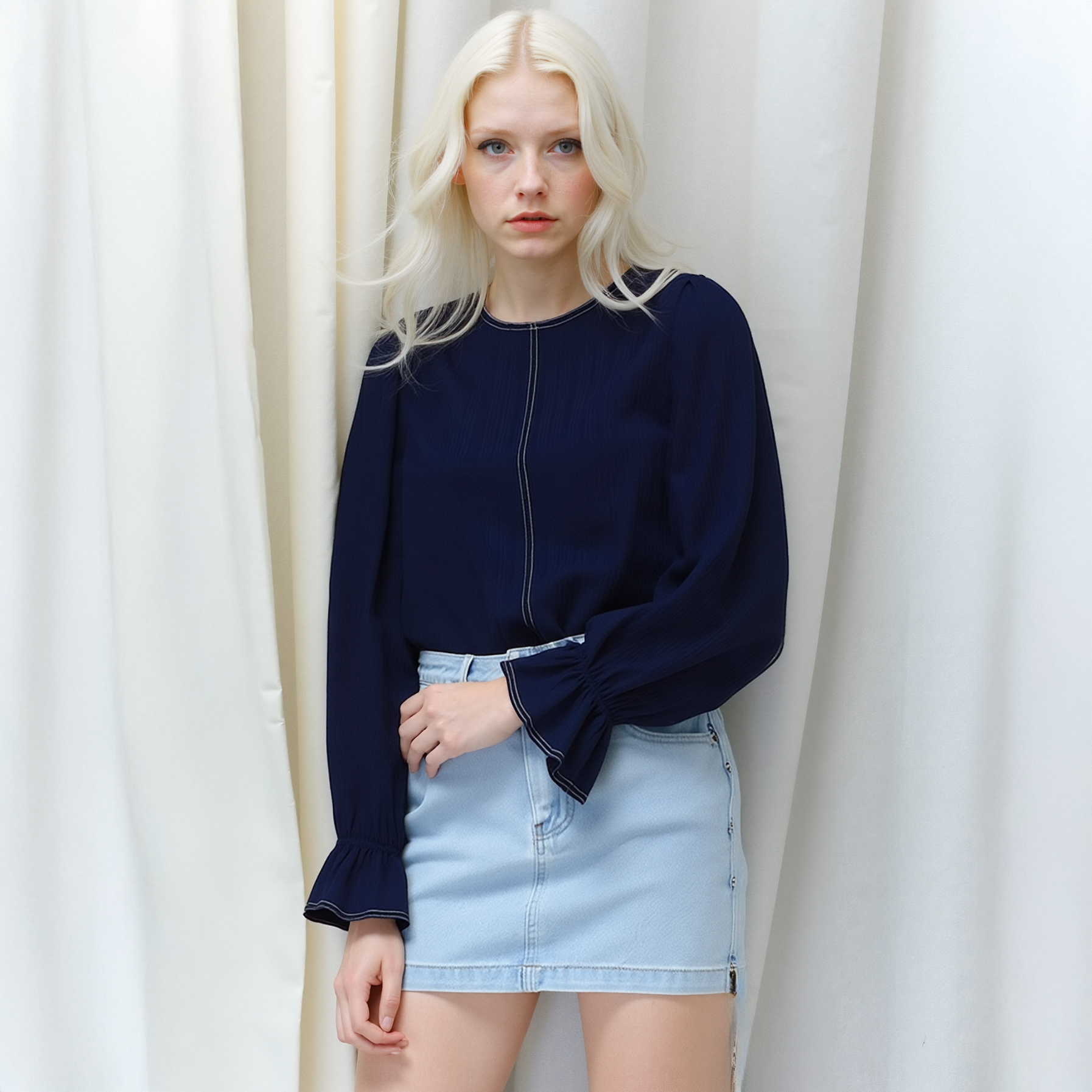 Women's Stitch Accent Puff Shoulder Bell Cuff Top in Navy