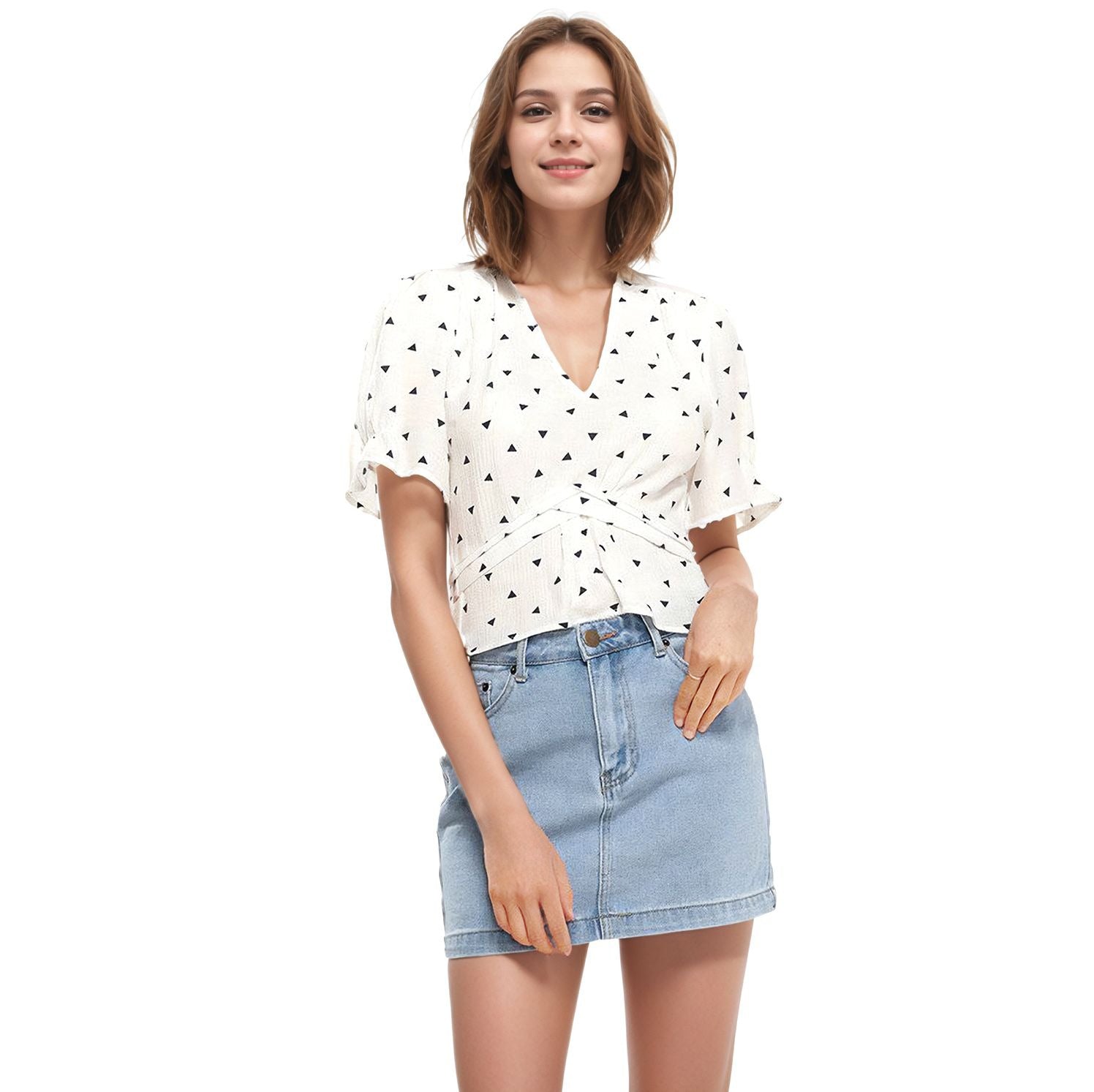 Women's Triangle Print Puff Sleeve Blouse in White triangle