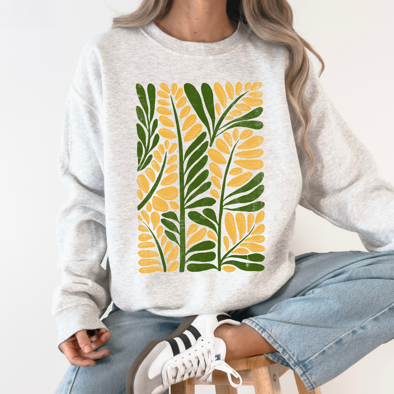 Yellow Leaf Botanical Pattern Vintage Boho Nature Autumnal Motif Landscape Inspired Sweatshirt