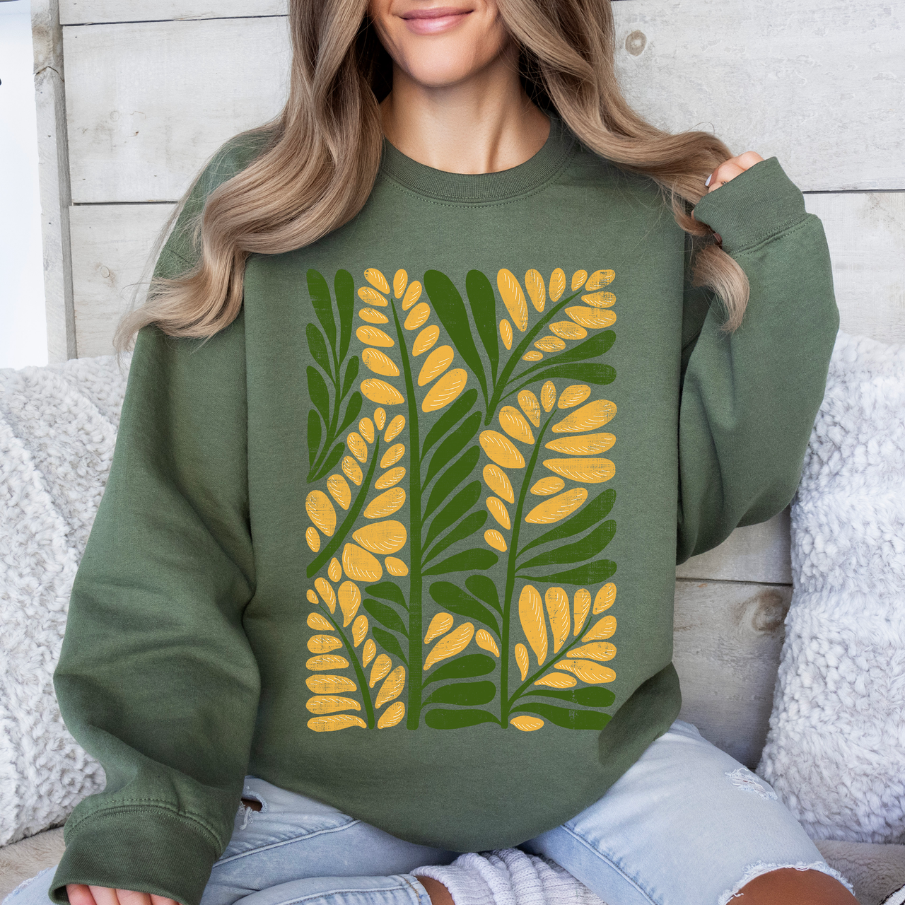 Yellow Leaf Botanical Pattern Vintage Boho Nature Autumnal Motif Landscape Inspired Sweatshirt