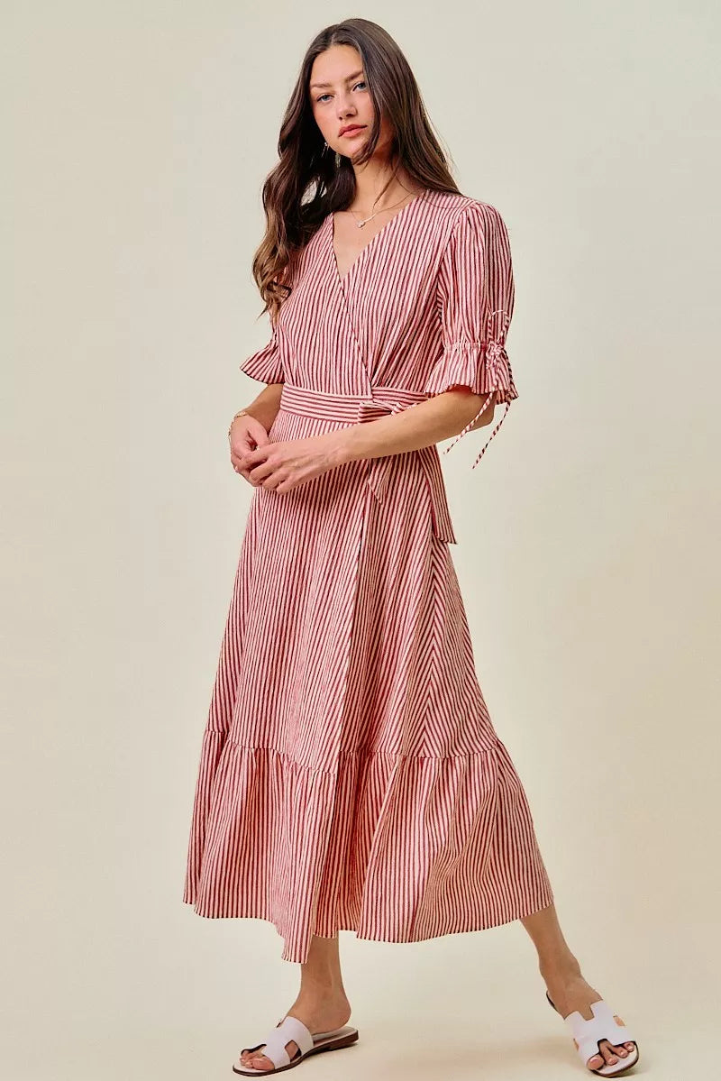 SO ME Stripe Textured Short Sleeves Lined Wrap Midi Dres