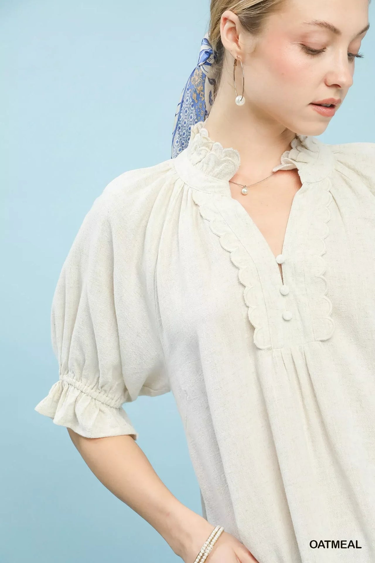 Umgee Linen Scalloped Ruffle Neck Blouse