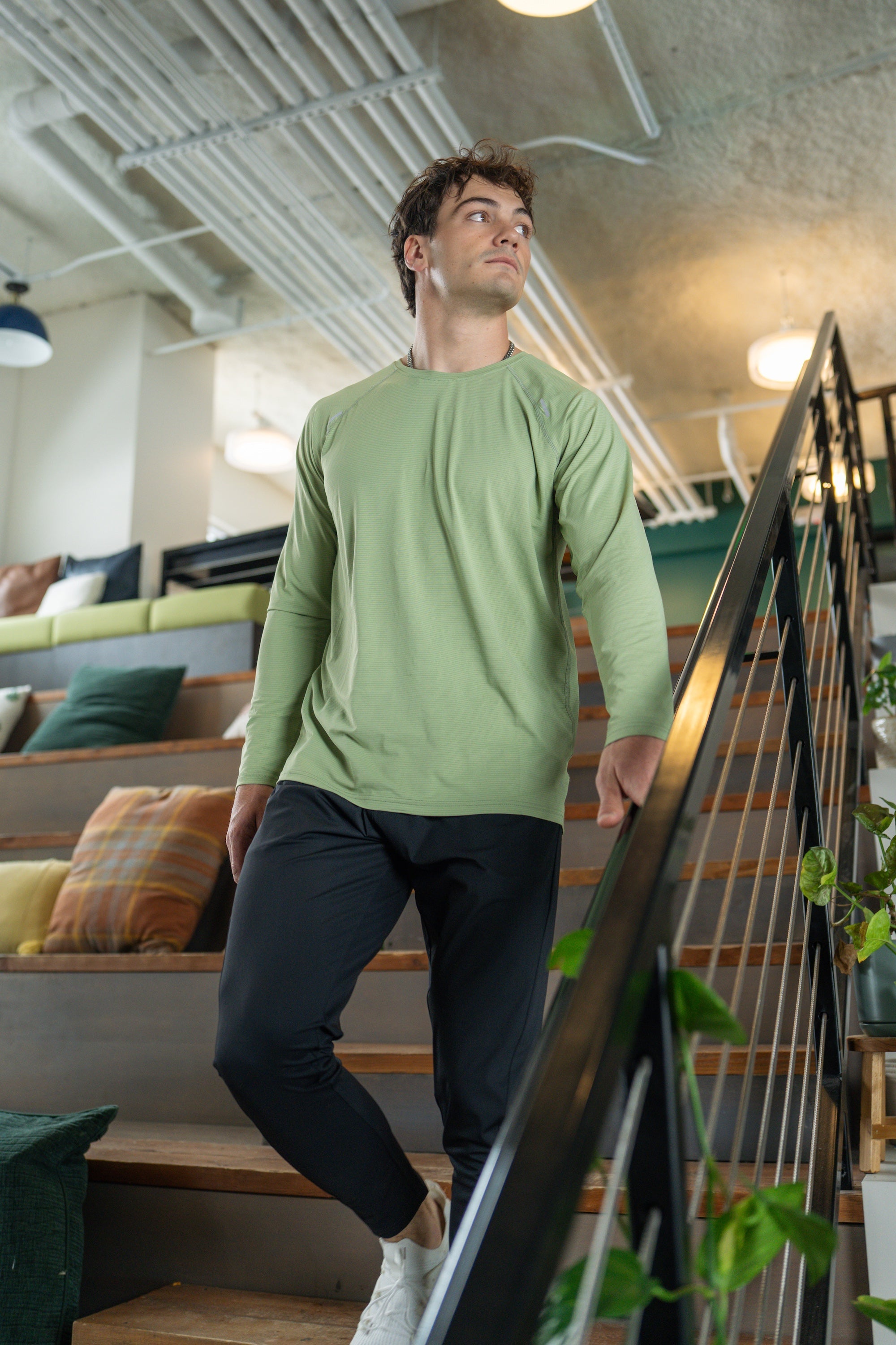 ALIVE unleashed long sleeve