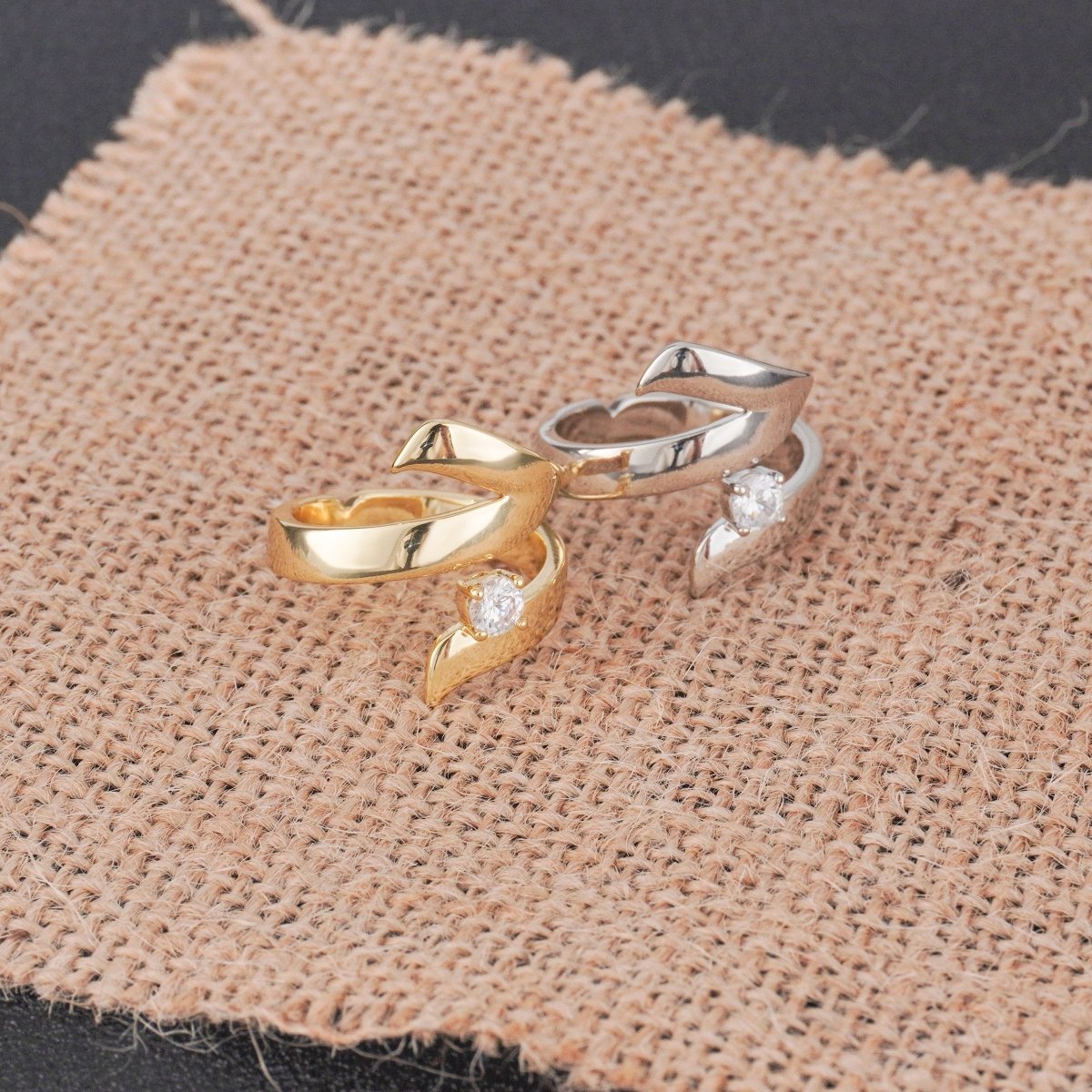Artisan Asymmetric Diamond Ring Edgy Glamour for Standout Moments (MAC282)