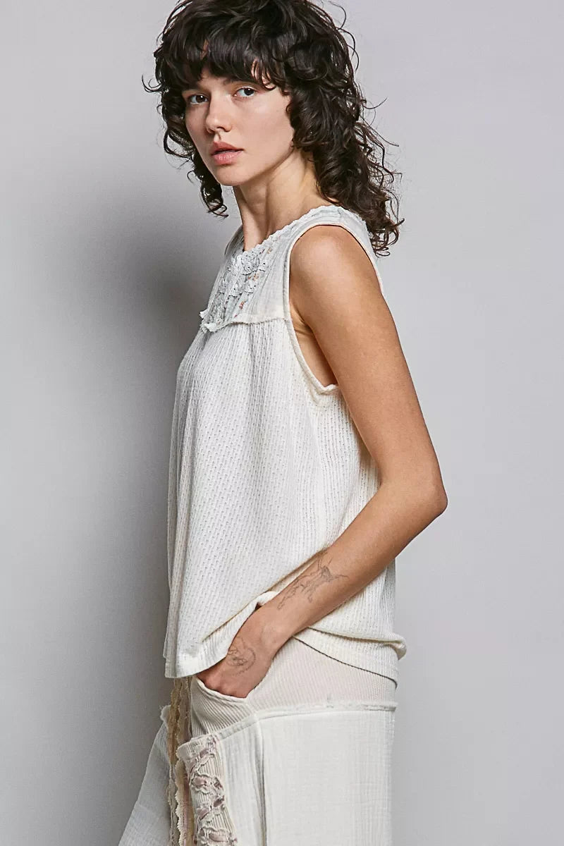 POL Lace Detail Floral Double Gauze Patch Sleeveless Top