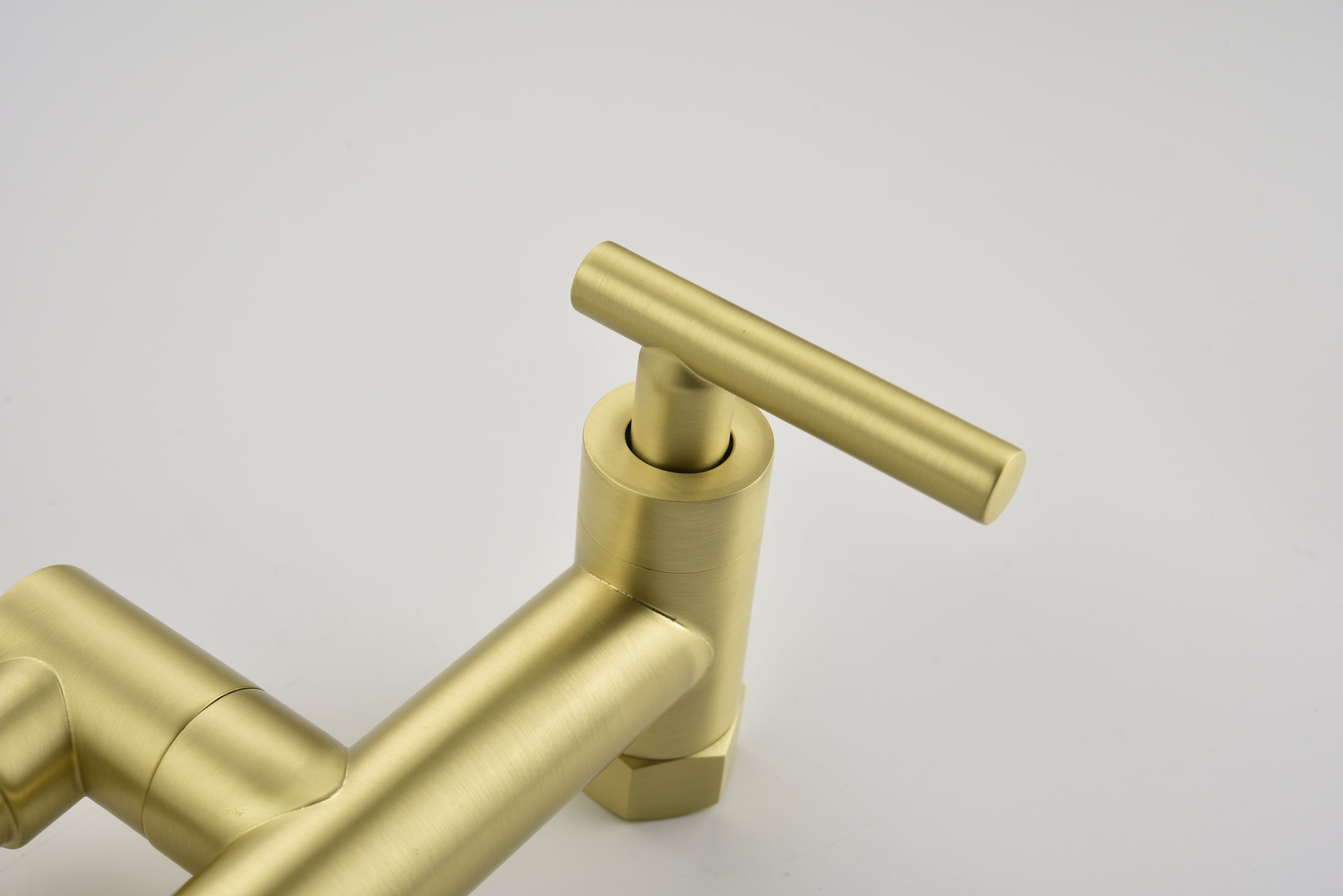 Pot Filler Faucets Both Hot Cold Water Wall Faucet Brass Faucets Kitchen Folding Kitchen Faucets Commercial Sink Faucet 3 Handles 2 Holes Joint Swing Arm Faucets