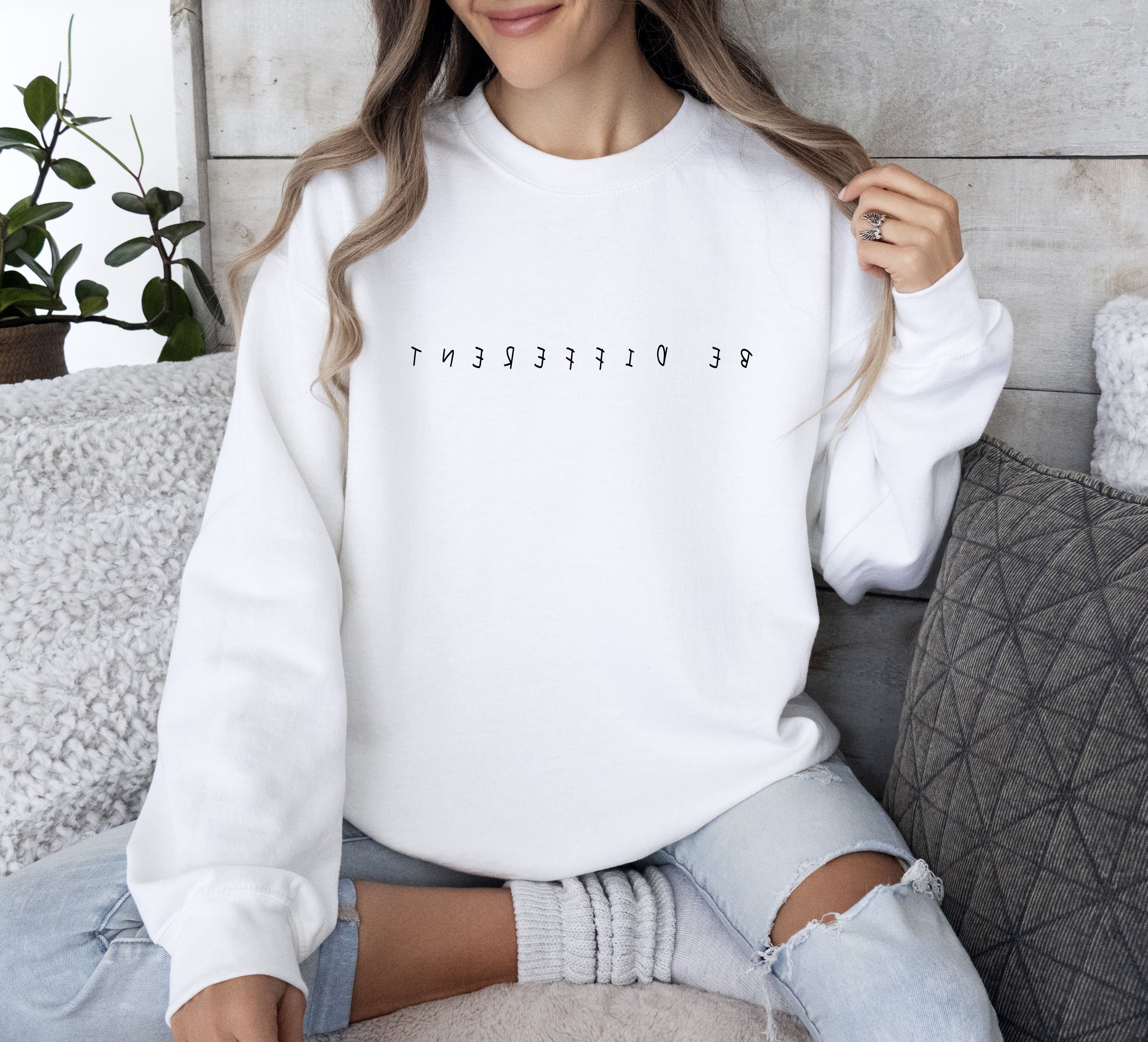 Be Different Be Bold Stay Curious Sarcastic College Humor Everyday Graphic Sweatshirt