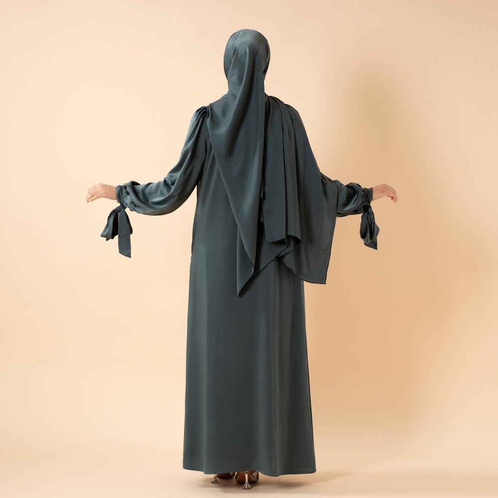 Bow Tie Sleeve Abaya Set With Long-sleeve Inner Dress (MOA026)