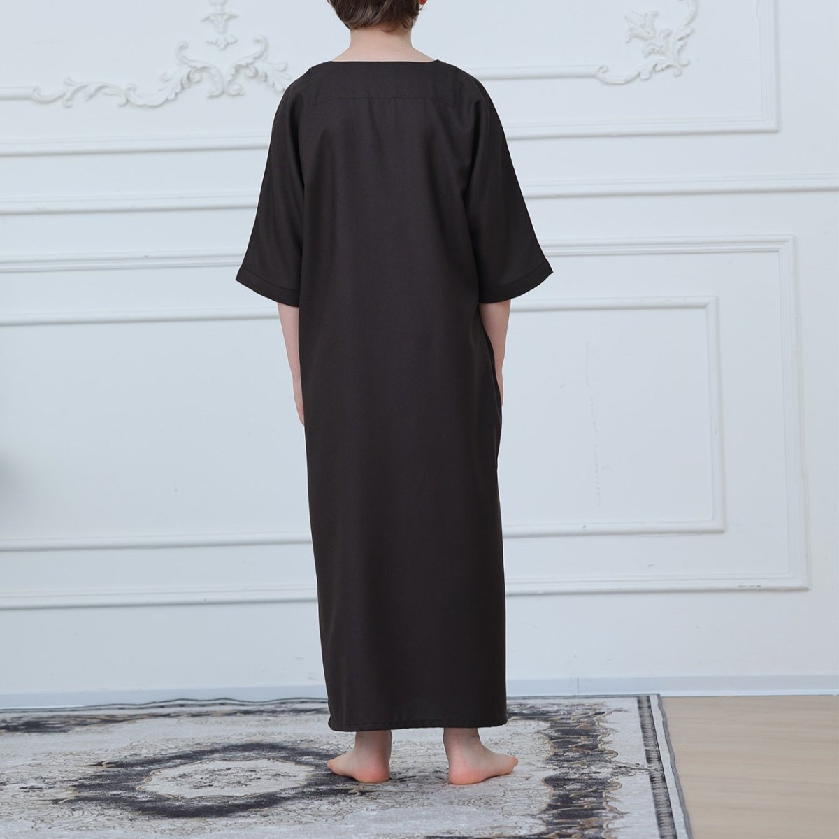 Boys' Embroidered Thobe with Pockets(MKB023)