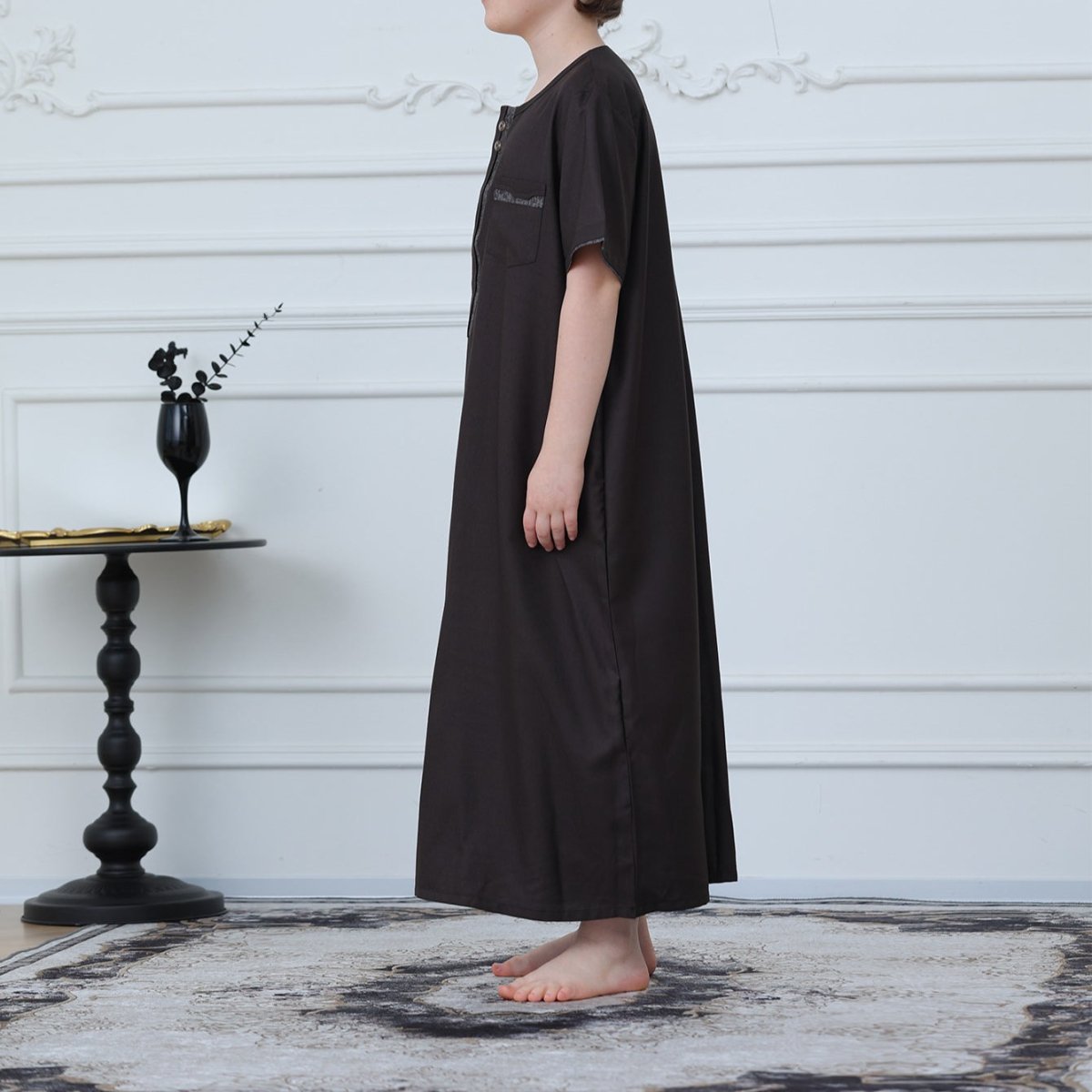 Boys' Embroidered Thobe with Zipper & Pockets(MKB028)