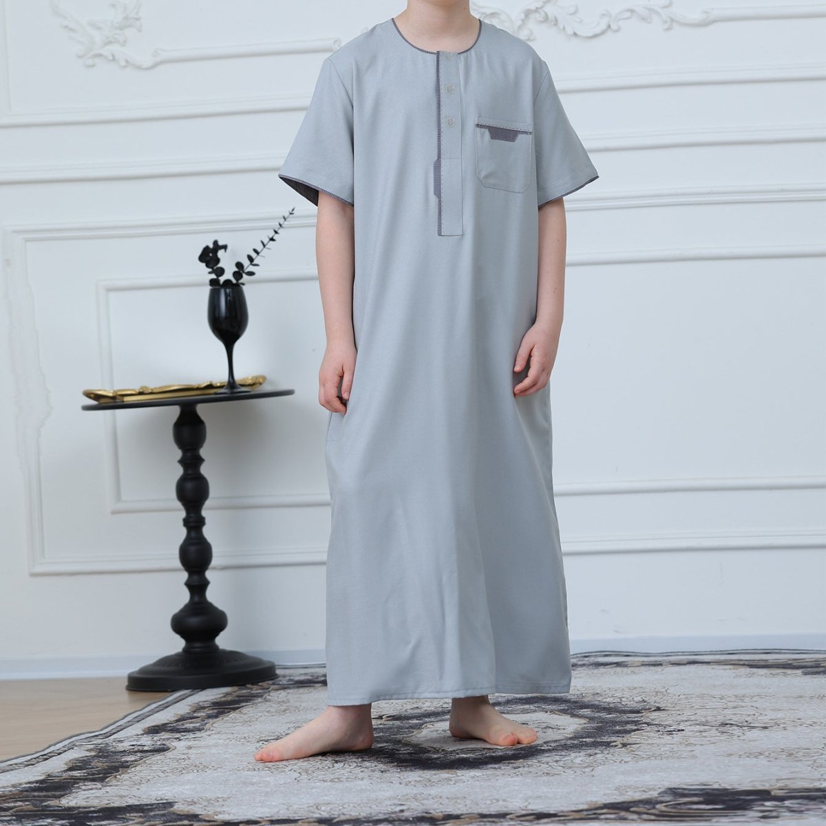 Boys' Thobe with Contrast Stitching & Pockets(MKB033)