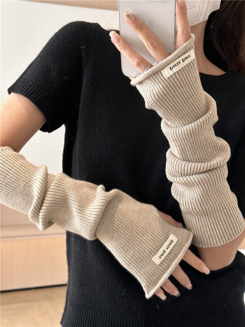 ‌Cascading Knit Sleeve Covers Cozy Elegance for Layered Style (MAC312)