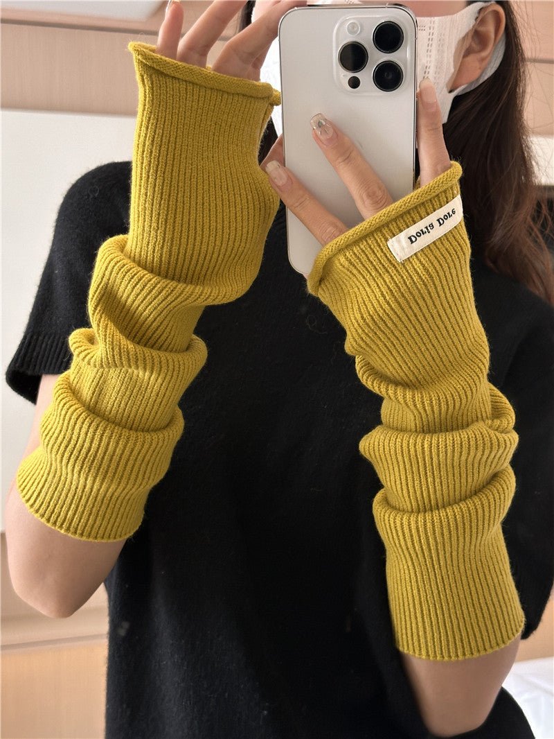‌Cascading Knit Sleeve Covers Cozy Elegance for Layered Style (MAC312)
