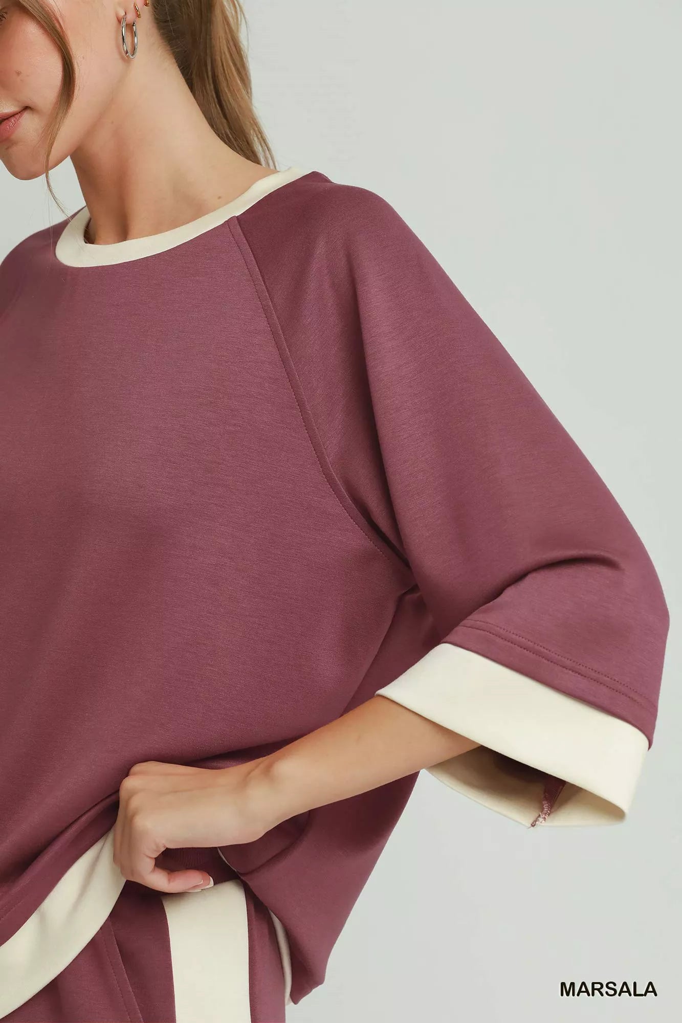 Umgee Colorblock Crewneck Raglan Sleeve Top