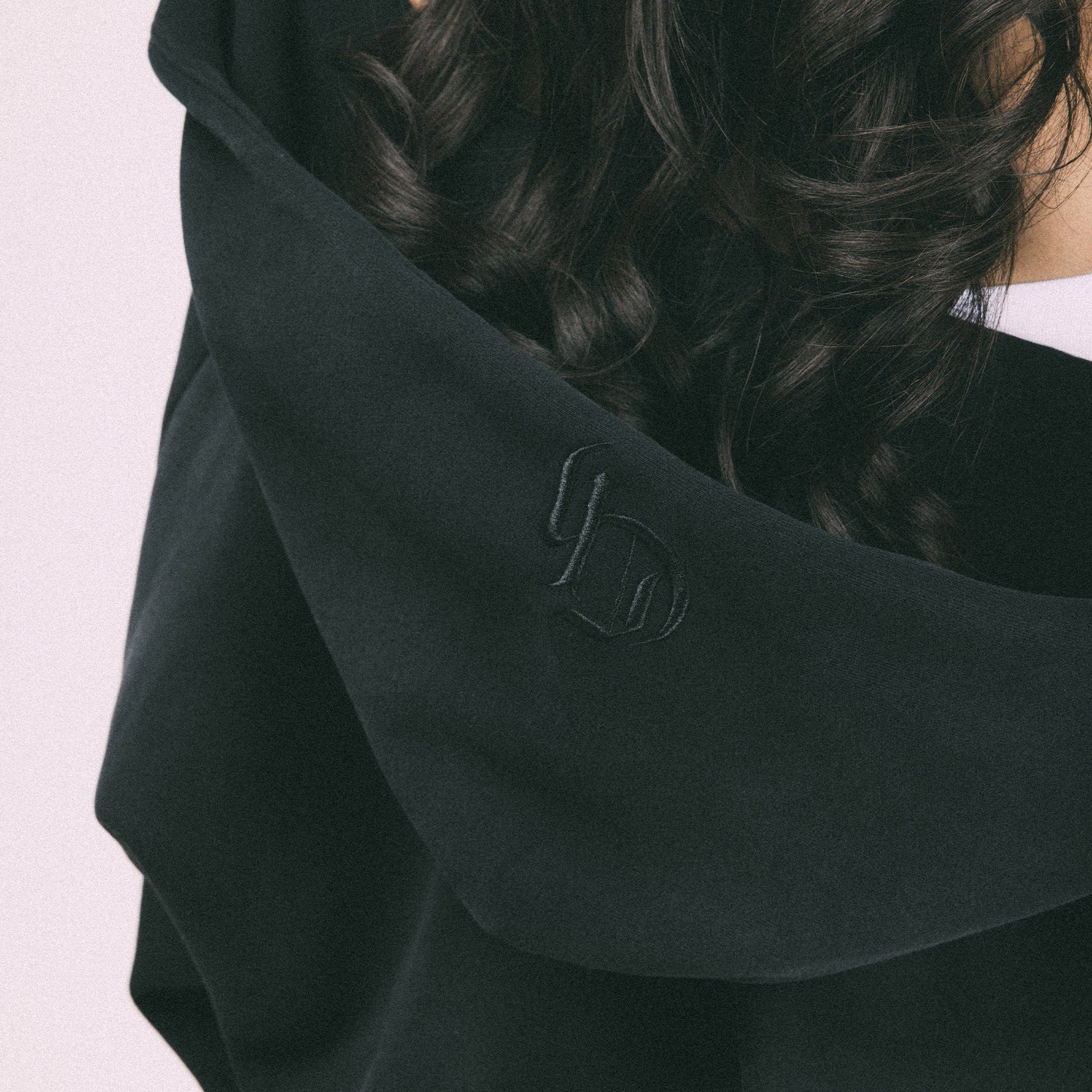 Common Hype Zip-Up Black