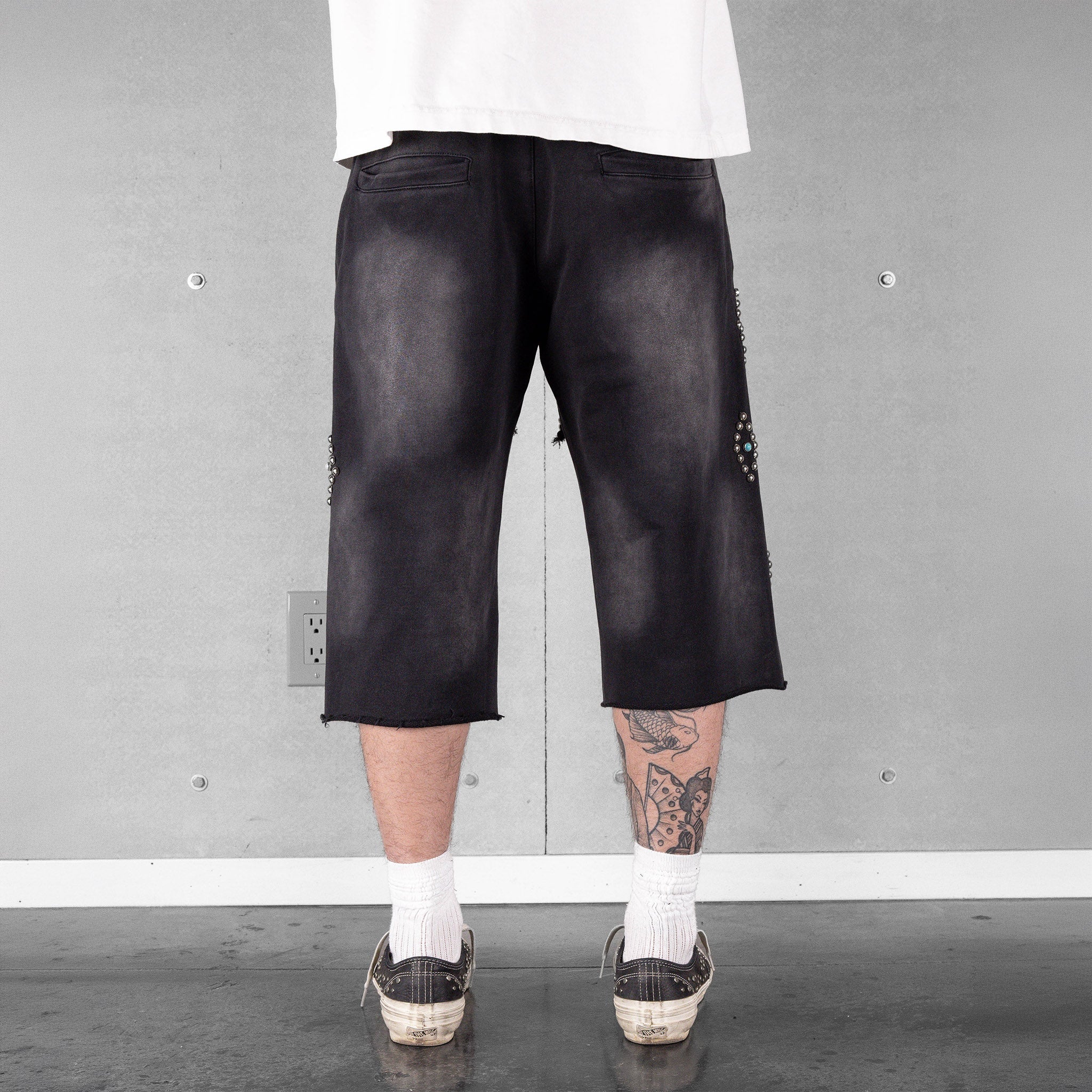 Commons Turquoise Rivet Sweatshort Vintage Black