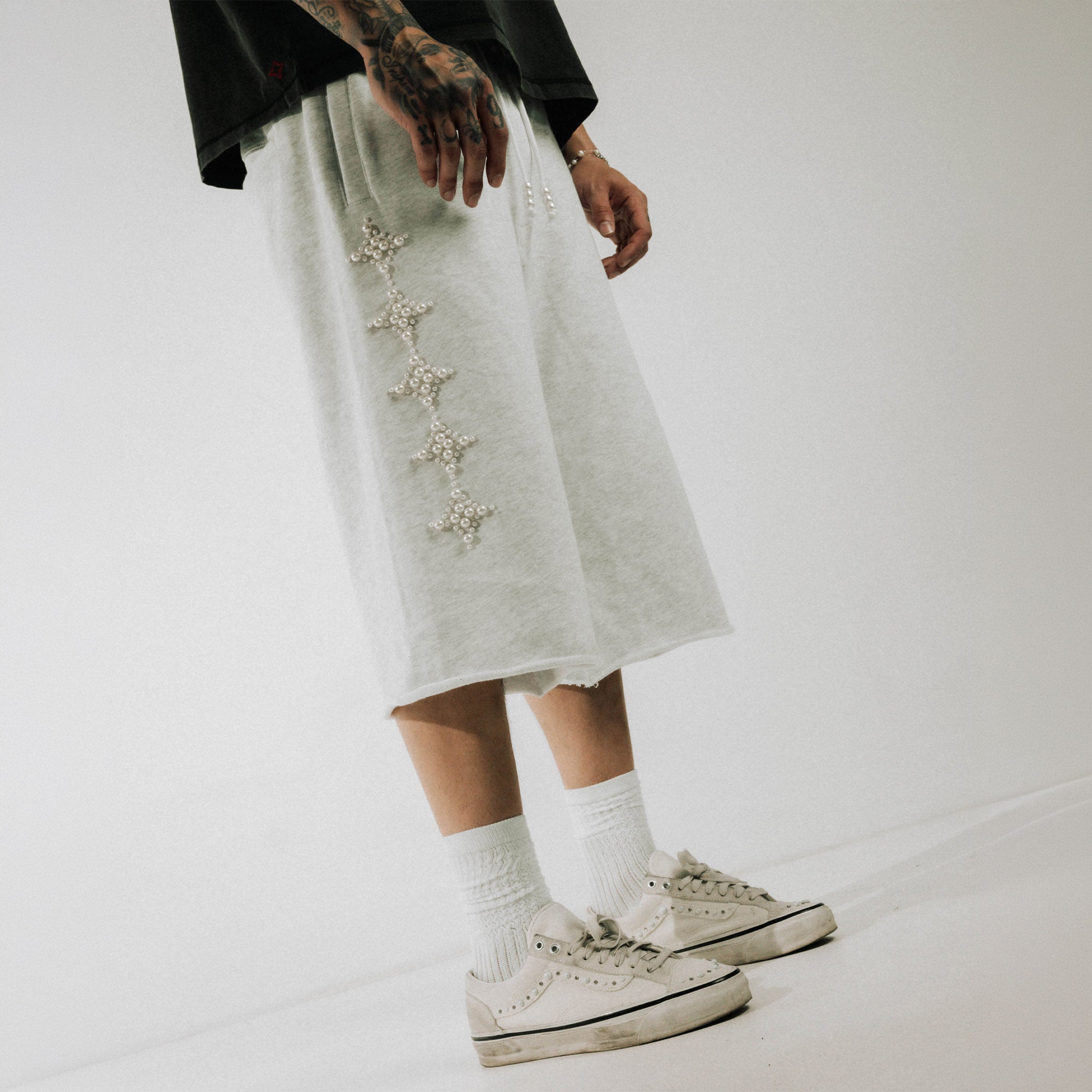 Commons Pearled Star Sweatshort Heather Grey