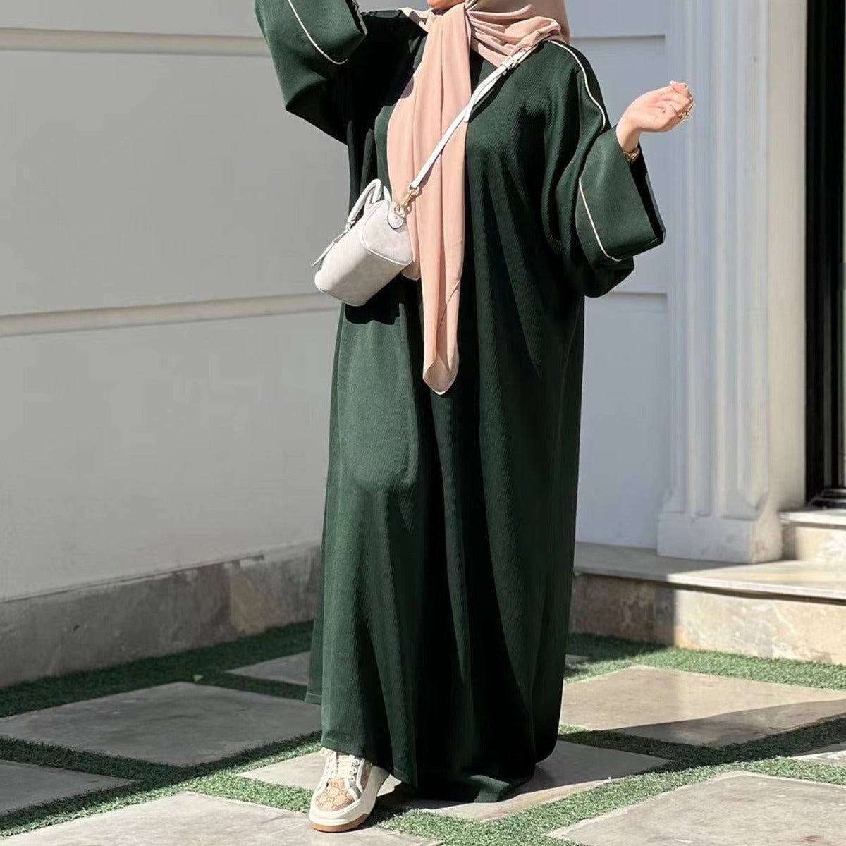 Contrast Colour Trimmed Robe - Modest Casual Dress with Flared Sleeves(MA280)