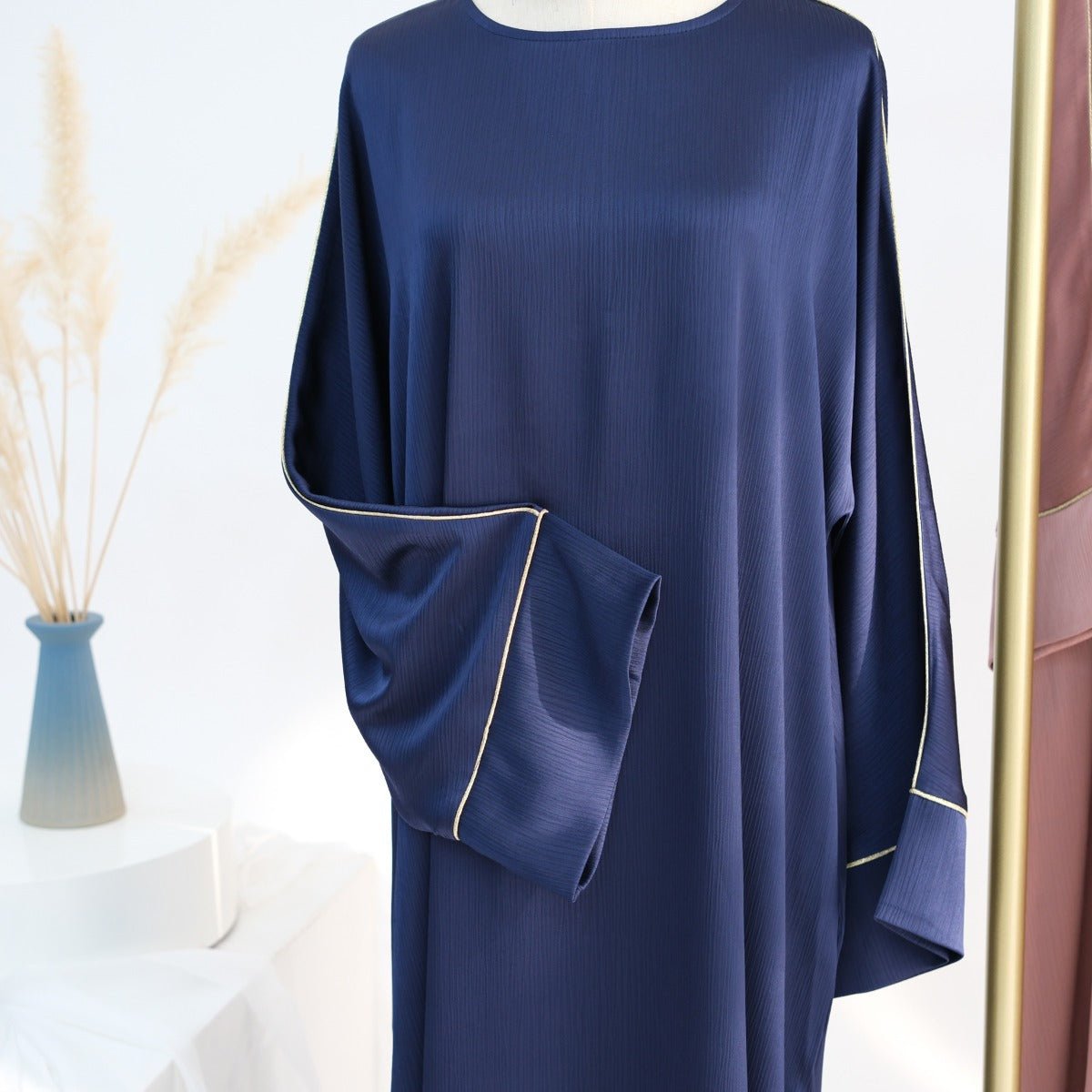 Contrast Colour Trimmed Robe - Modest Casual Dress with Flared Sleeves(MA280)