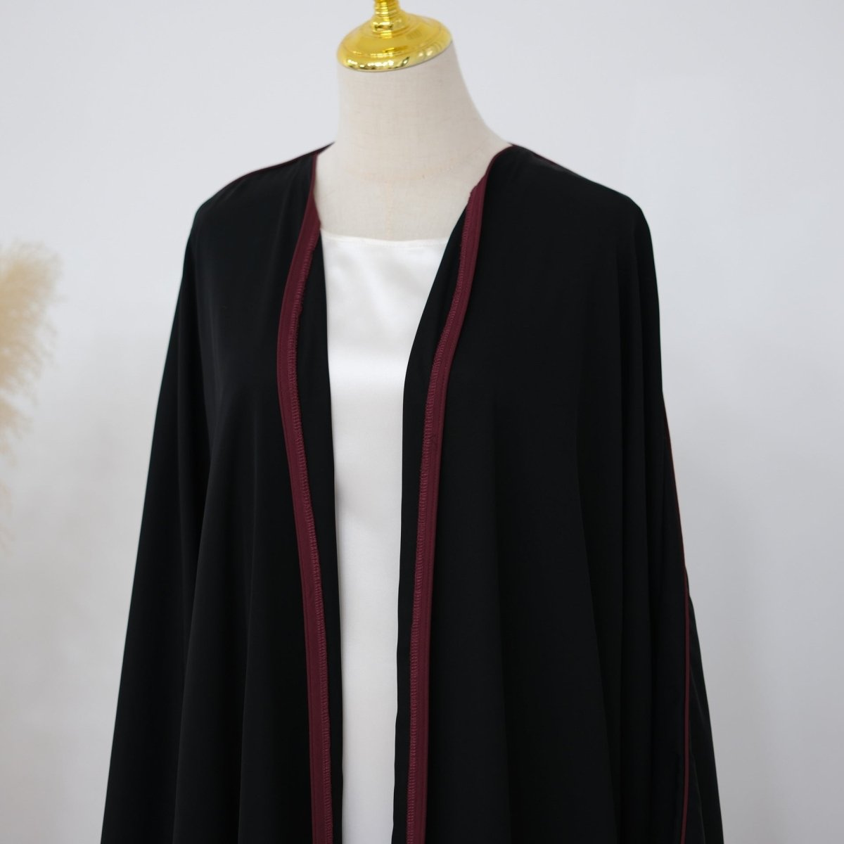 Contrast Piped Batwing Open Abaya(MOA325)
