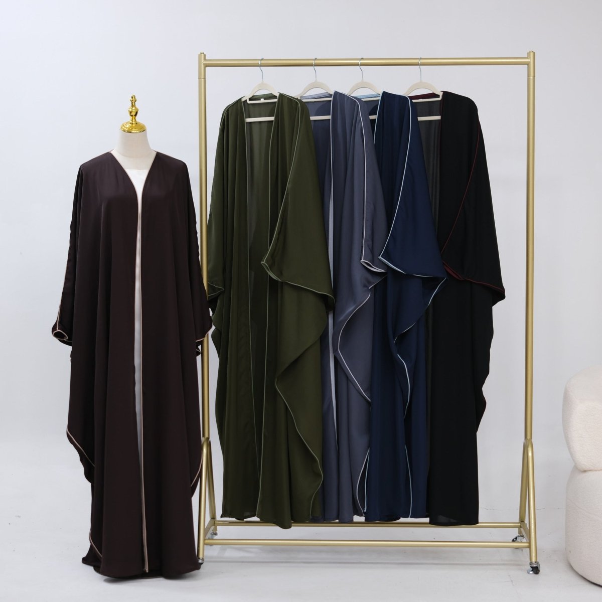 Contrast Piped Batwing Open Abaya(MOA325)