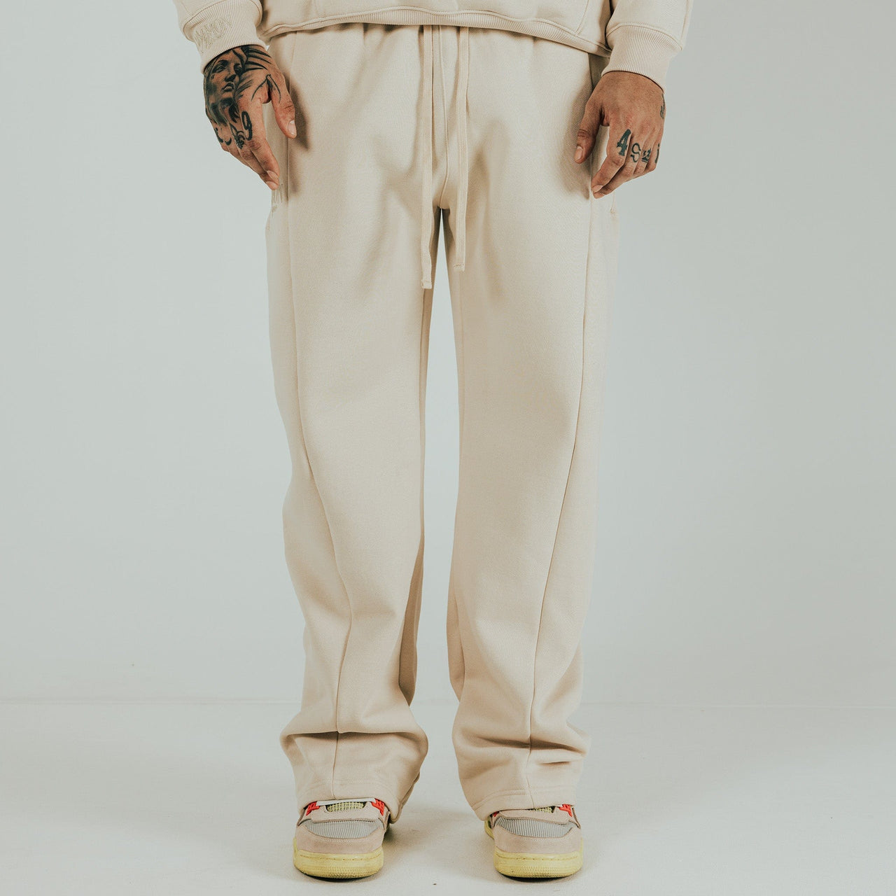 Common Hype Basic Sweatpant ‘Antique White’