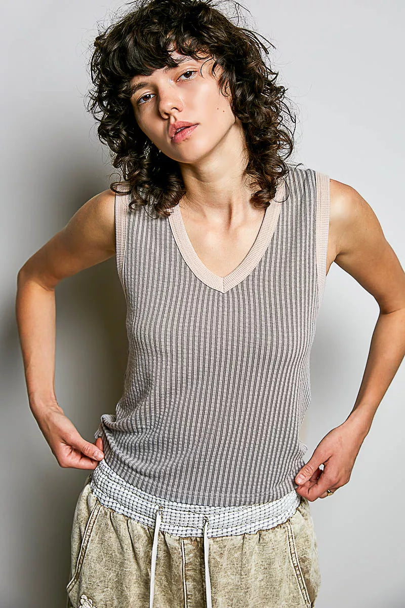 POL V-Neck Contrast Ribbed Sleeveless Tank