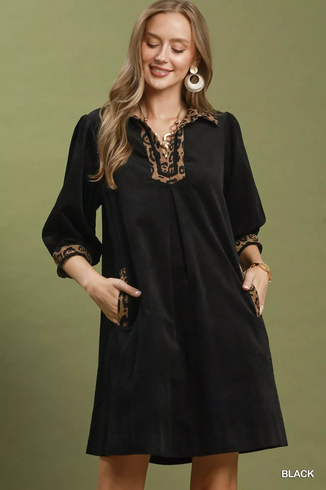 Umgee V-Neck Shift Dress with Contrast Trim