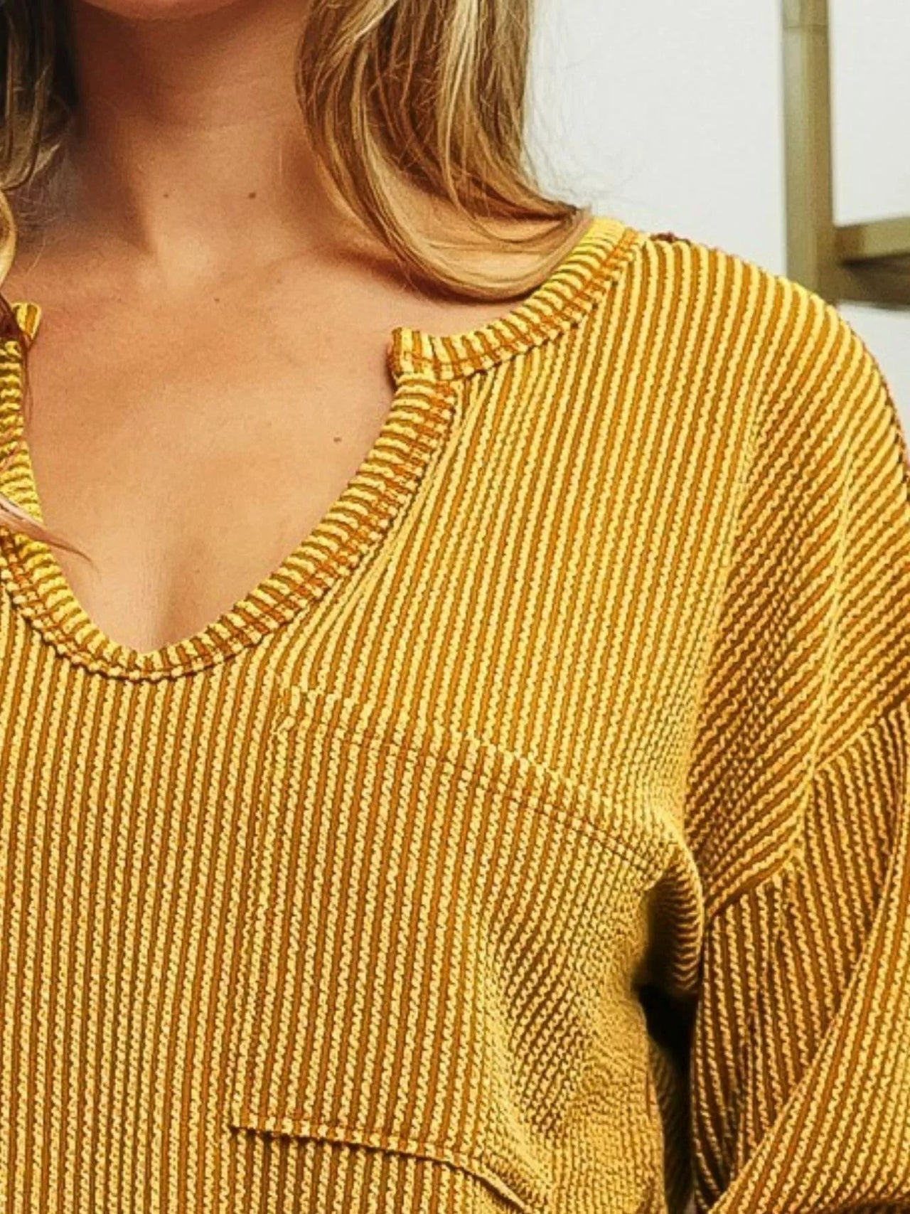 BiBi Wavy Two Tone Rib Notch Neck Patch Pocket Top