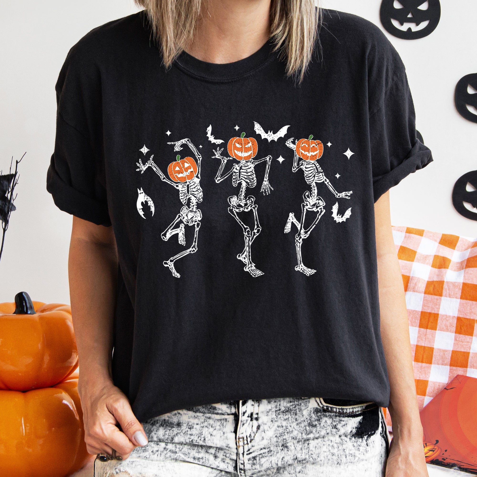 Dancing Pumpkin Skeletons Retro Halloween Comfort Colors Tee