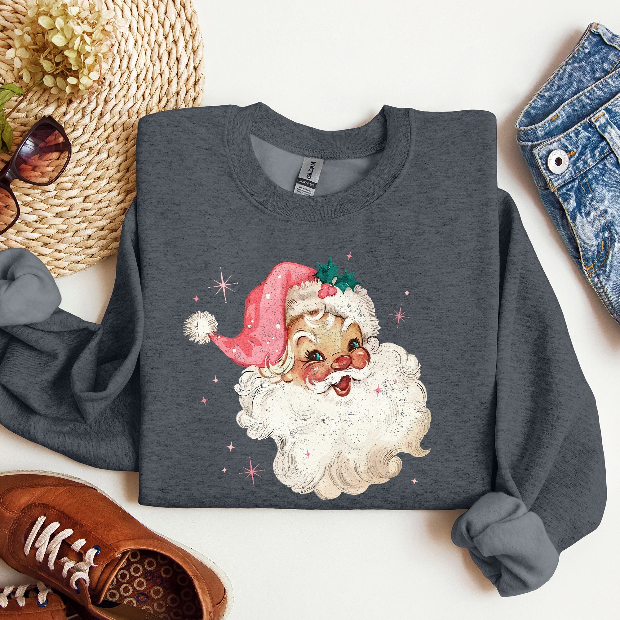 Retro Santa Vintage Classic Christmas Star Motif Warm Cozy Holiday Spirit Sweatshirt