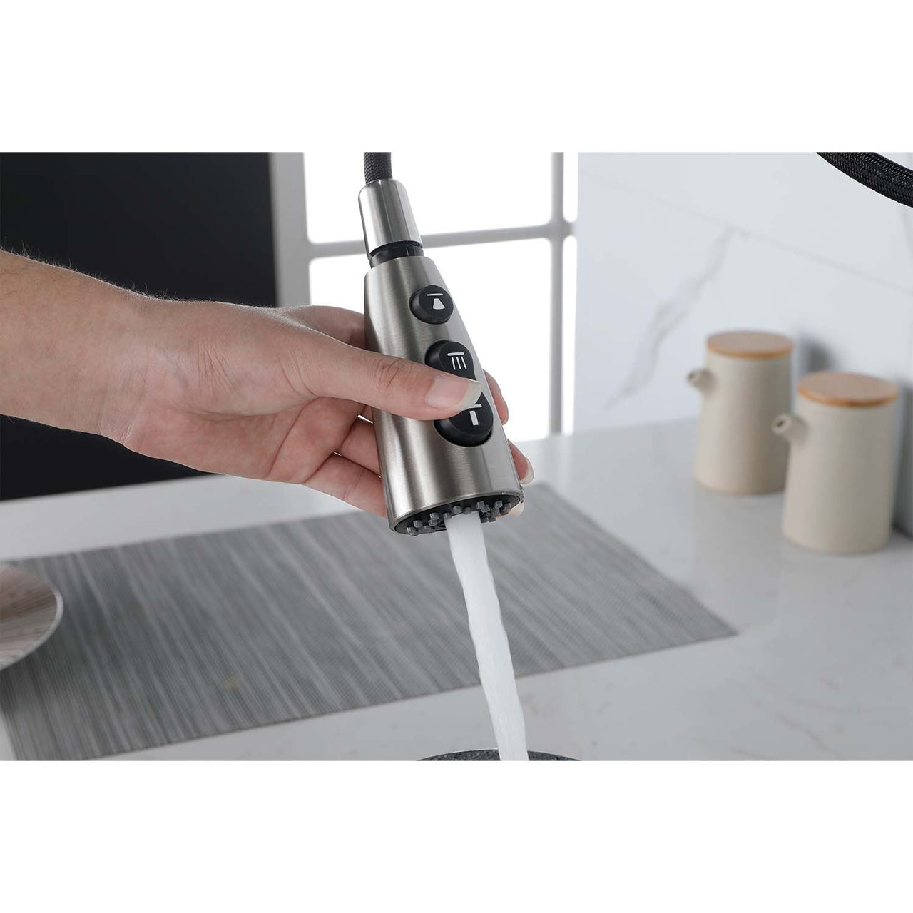 Single Handle Stainless Steel Kitchen Sink Faucet with Pull Down Sprayer