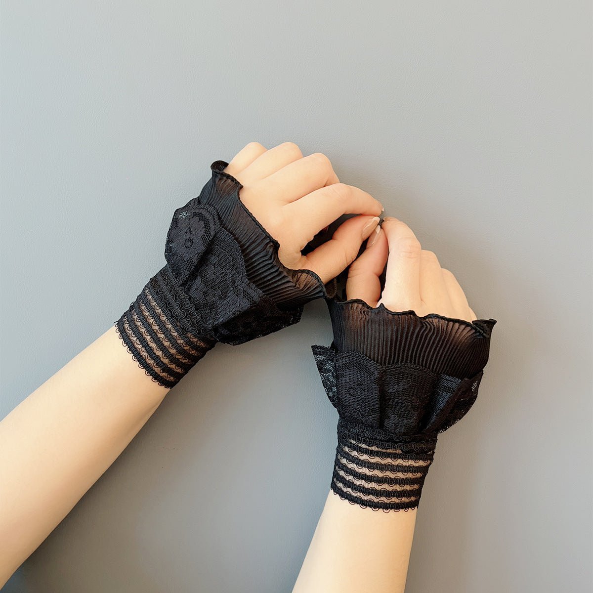 Double Layer Lace Ruffle Cuff Sleeves (MAC421)