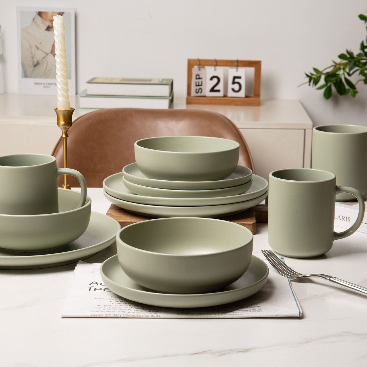 12-Piece Stoneware Dinner Plates Bowls Sets | Microwave & Dishwasher Safe | Non-Toxic Dinner Plates Bowls Set | Stackable Matte Glaze Kitchenware for 4