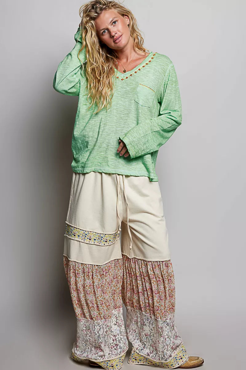 POL V-Neck Contrast Stitch Lightweight Knit Long Sleeve Top