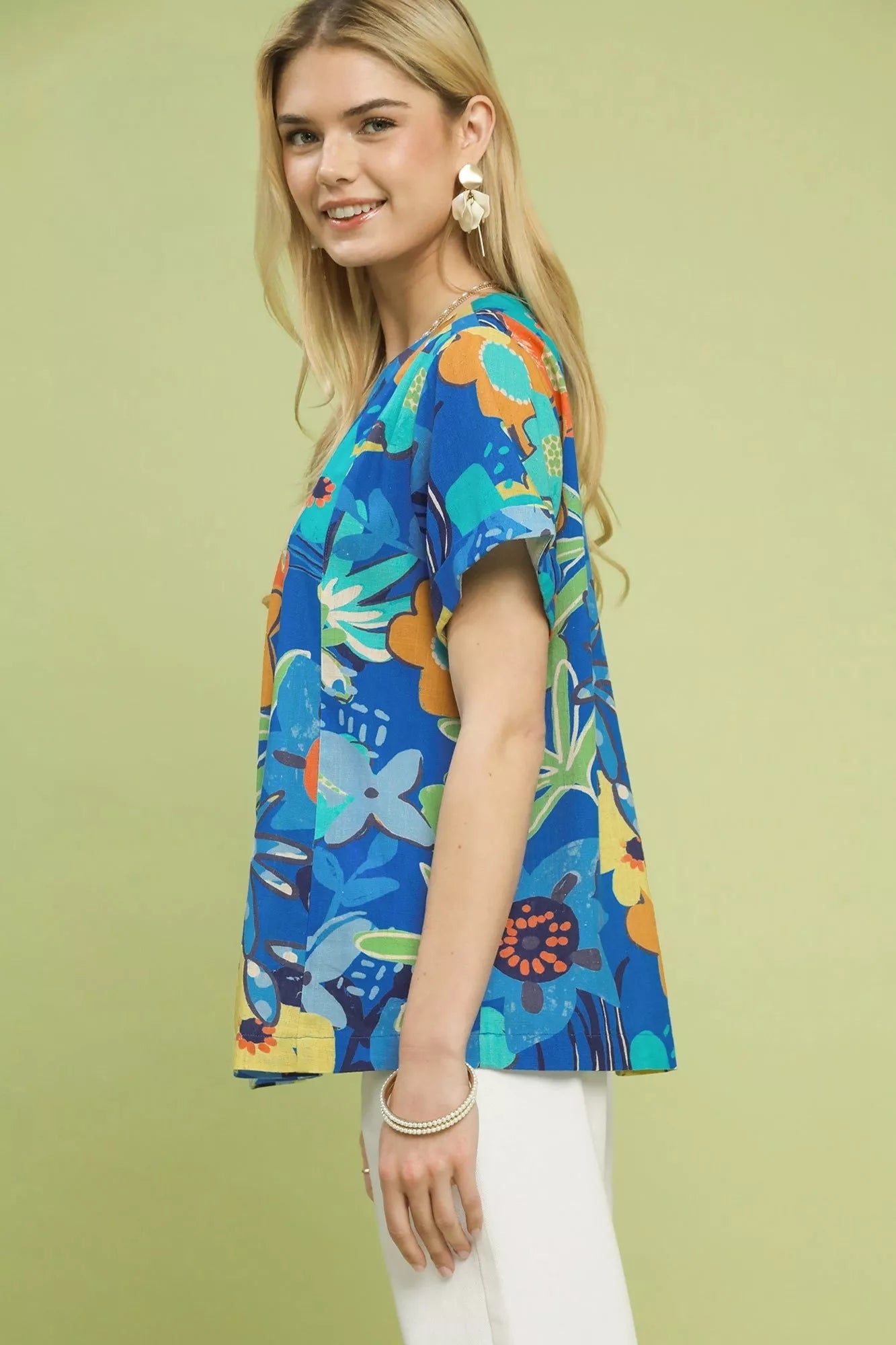 Umgee Abstract Floral Pleated Blouse