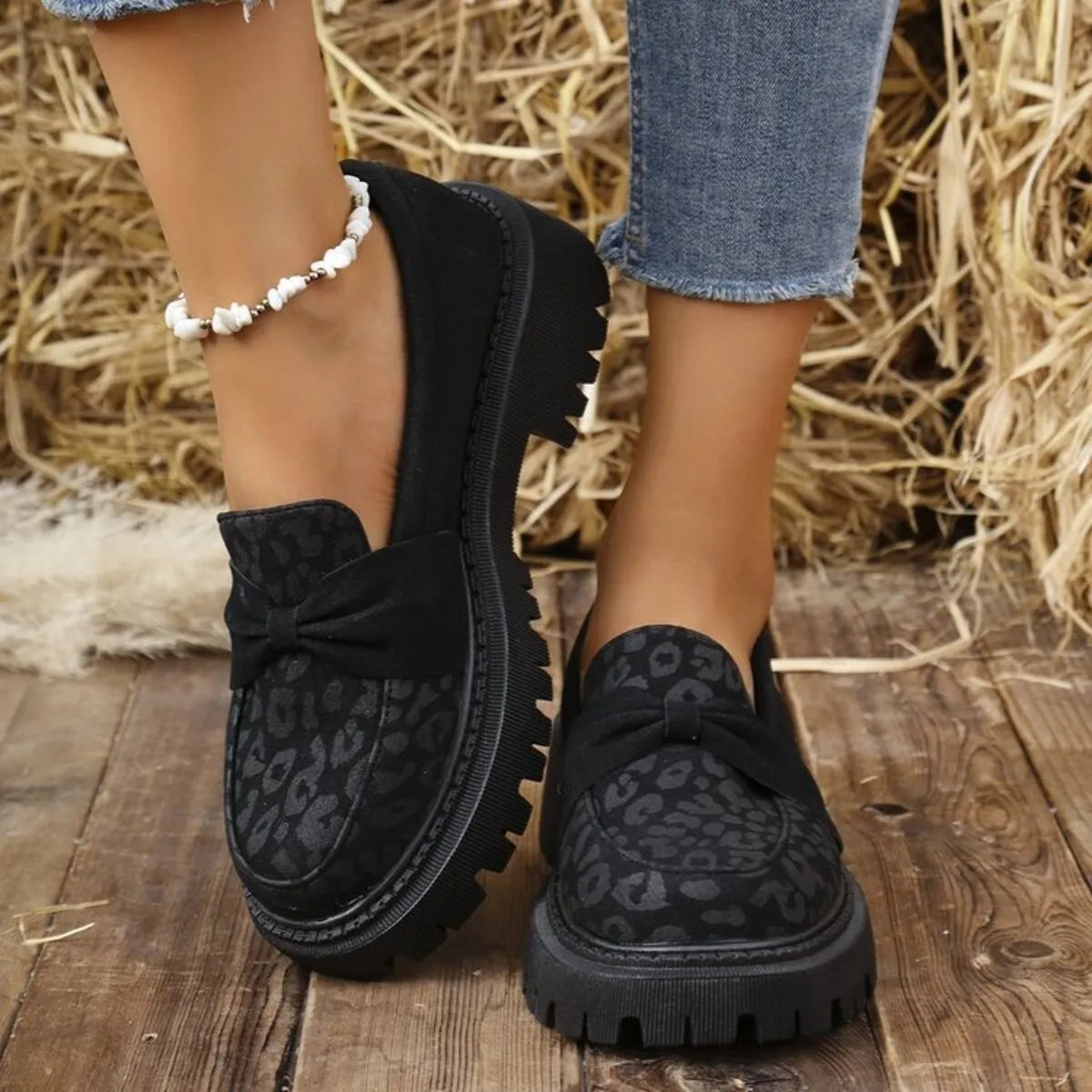 Bow Leopard Round Toe Loafers