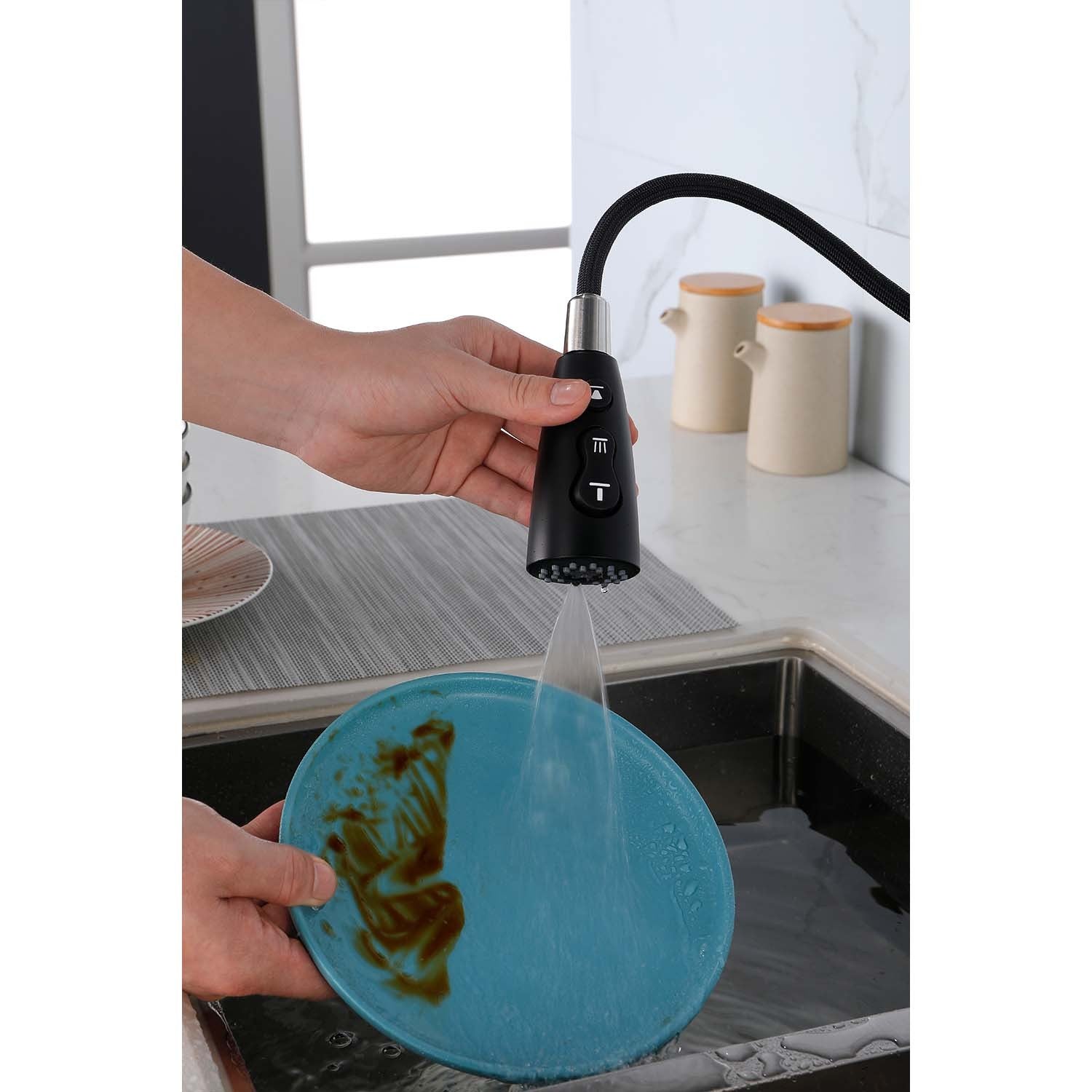 Single Handle Stainless Steel Kitchen Sink Faucet with Pull Down Sprayer