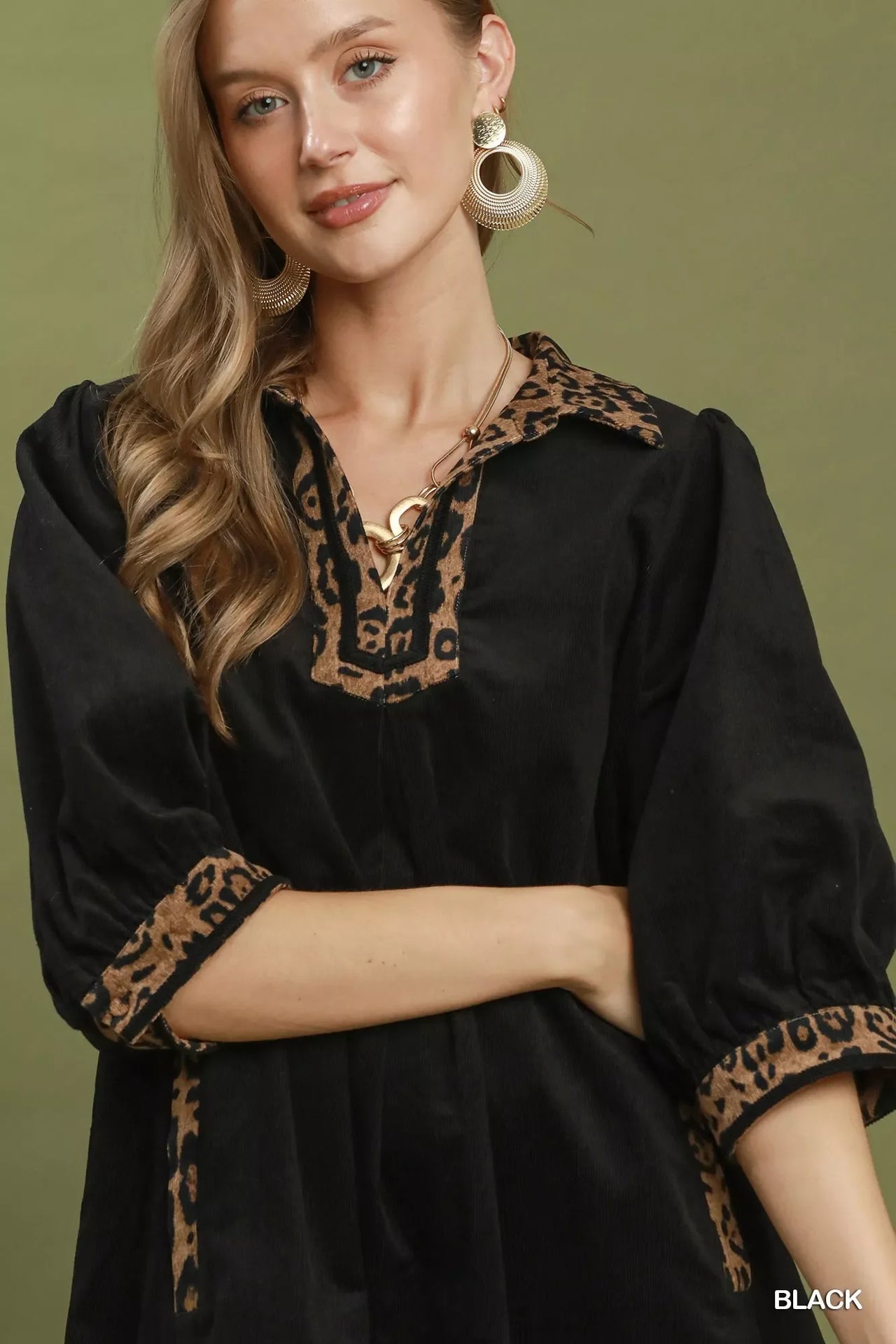 Umgee V-Neck Shift Dress with Contrast Trim