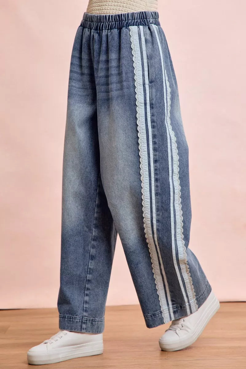 BiBi Washed Lace Contrast Sided Jeans