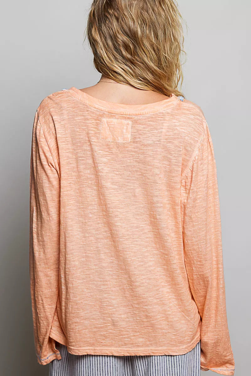 POL Contrast Stitch V-Neck Lightweight Knit Long Sleeve Top