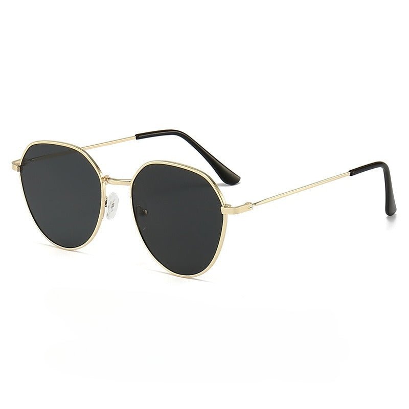Elegant Retro Sunglasses for Women Classic with Gradient Lenses (MAC264)