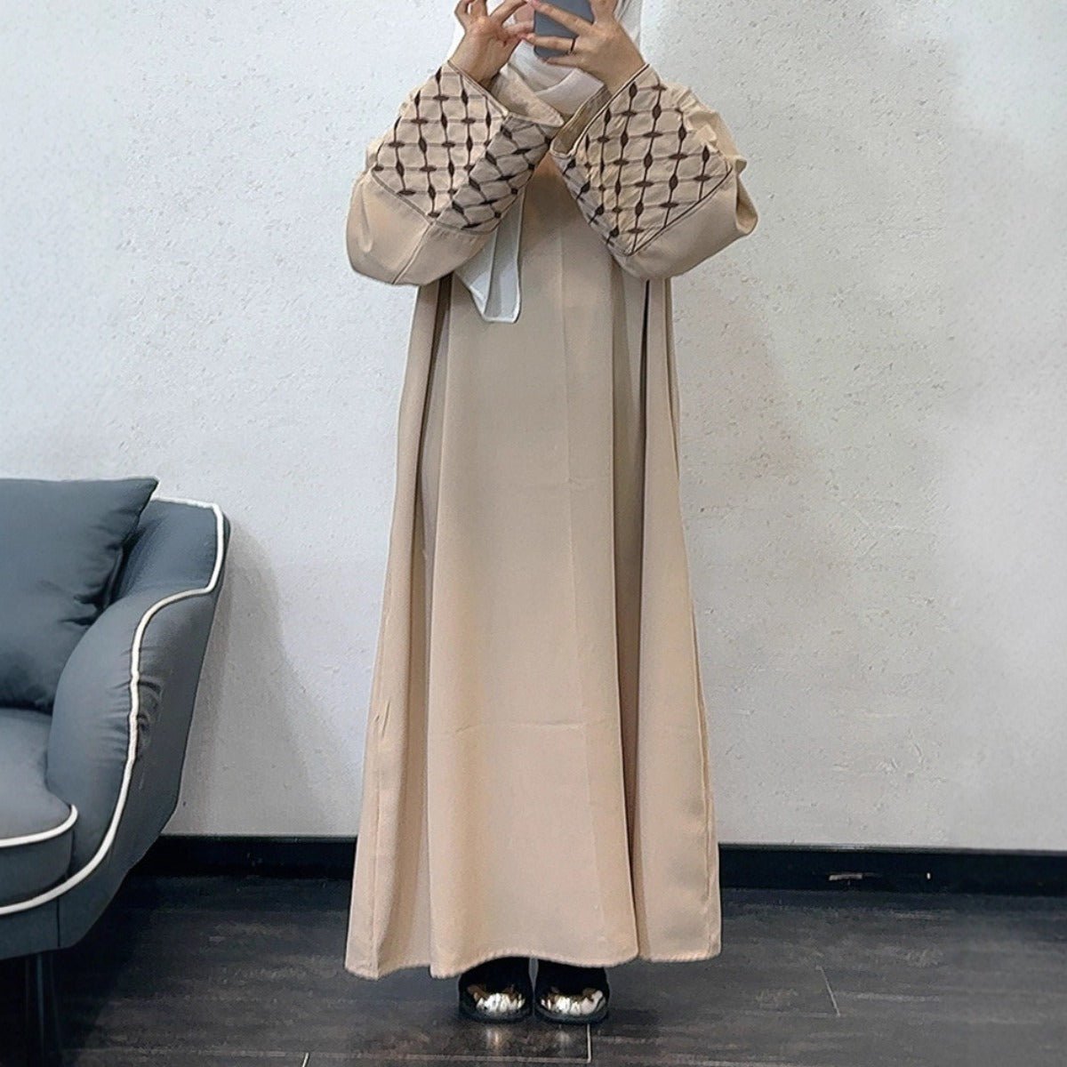 Embroidered Pattern Abaya Robe Dress - Modest Muslim Long Sleeve Maxi with Detachable Belt(MA272)