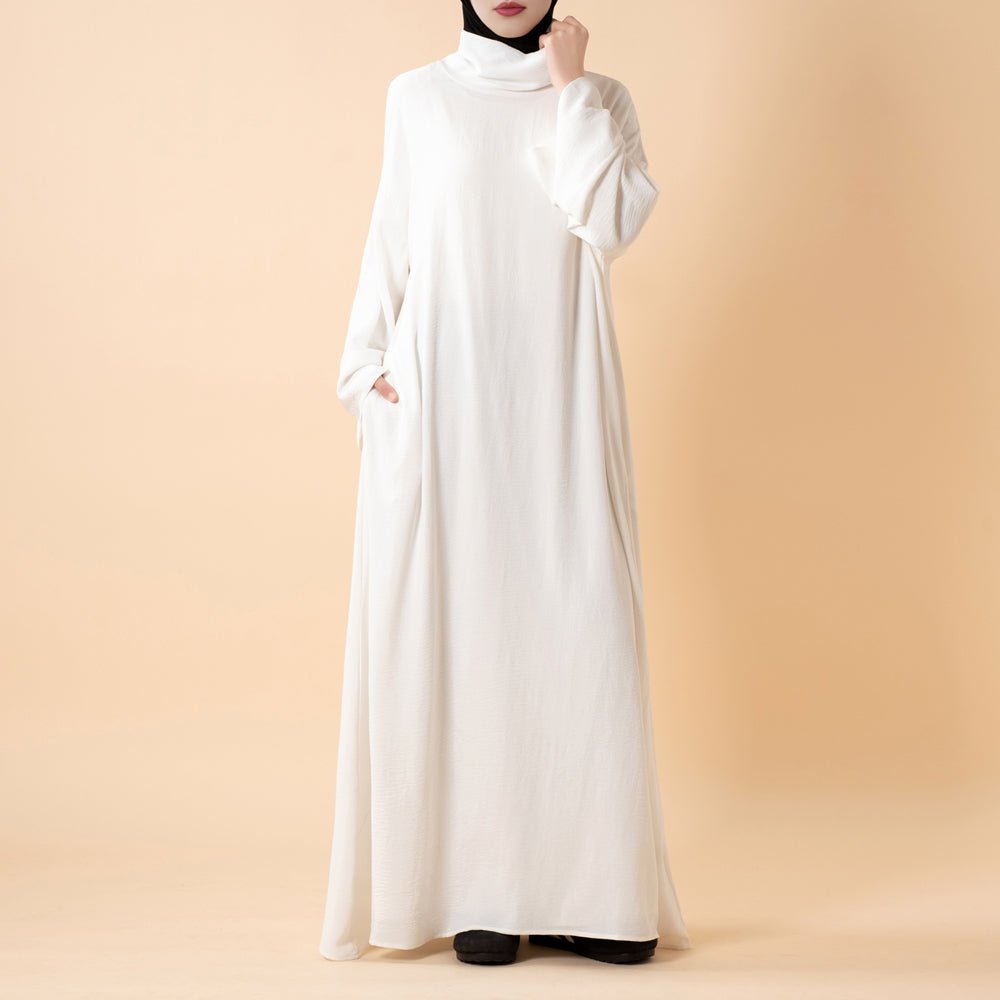 Everyday Crepe Turtleneck Abaya – Relaxed Fit for All Seasons (MA384)