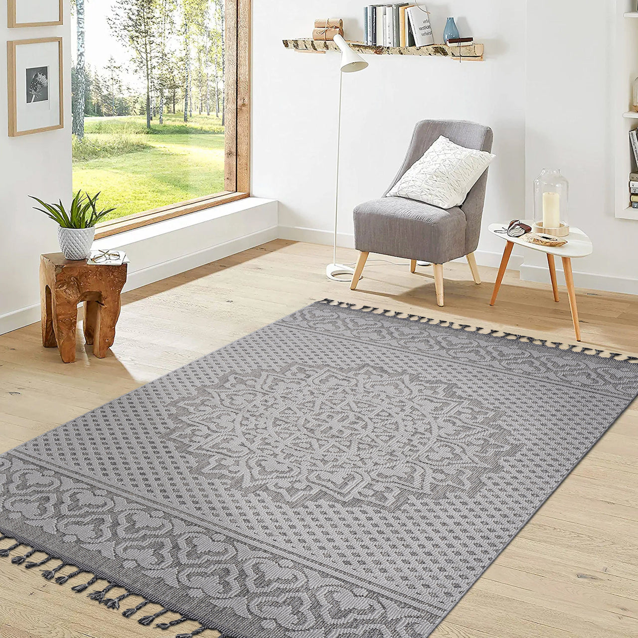 NAAR Guros Collection 8X10 Gray / White / Medallion Indoor / Outdoor Area Rug
