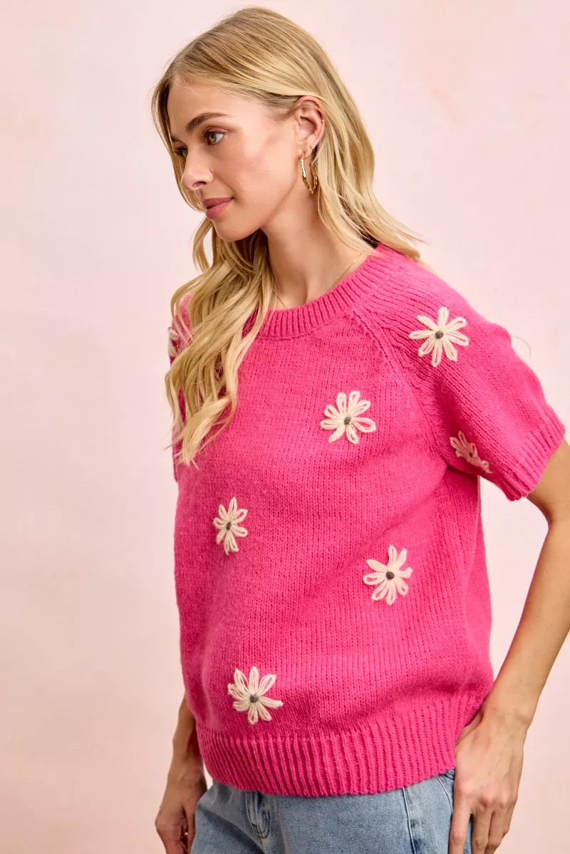 BiBi Flower Embroidered Short Sleeves Knit Top
