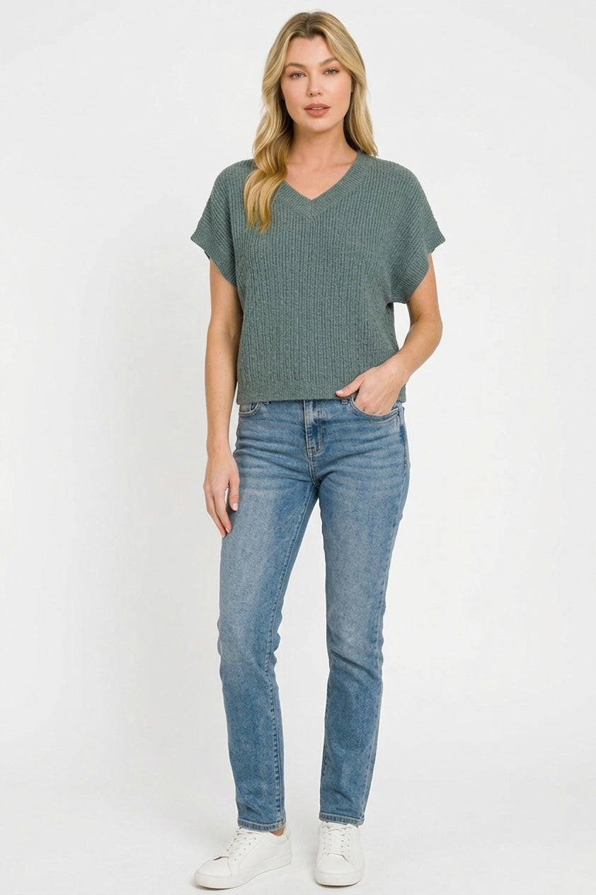 Zenana Textured Knit V-Neck Cropped Sweater