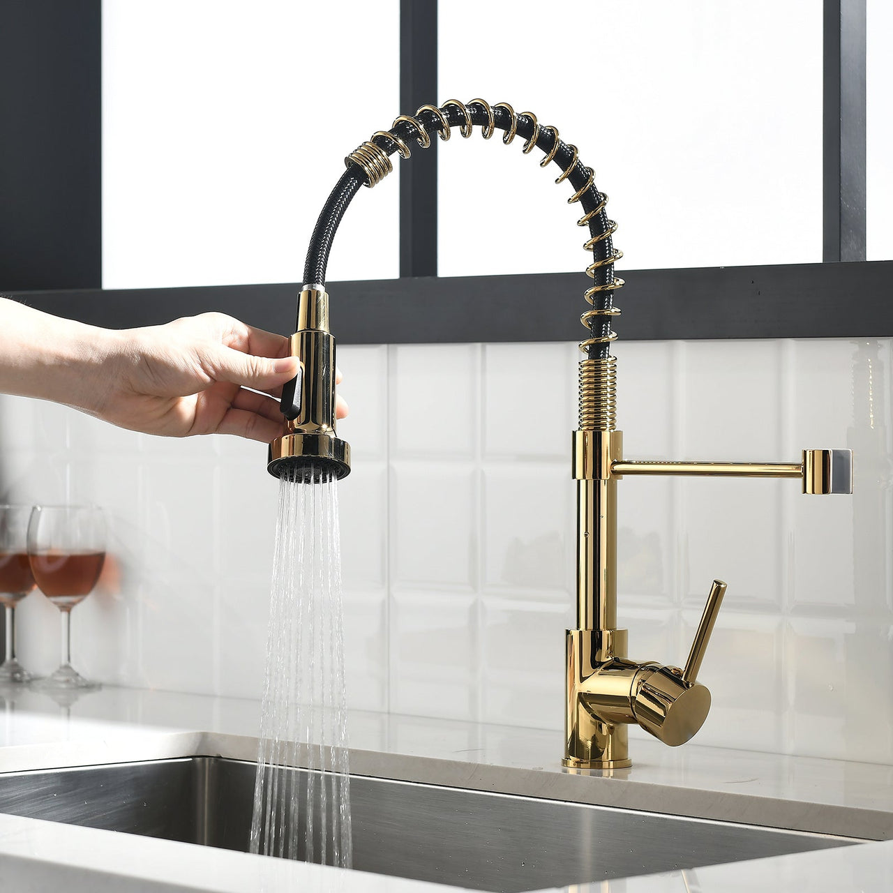 Commercial Black and Gold Kitchen Faucet with Pull Down Sprayer, Single Handle Single Lever Kitchen Sink Faucet